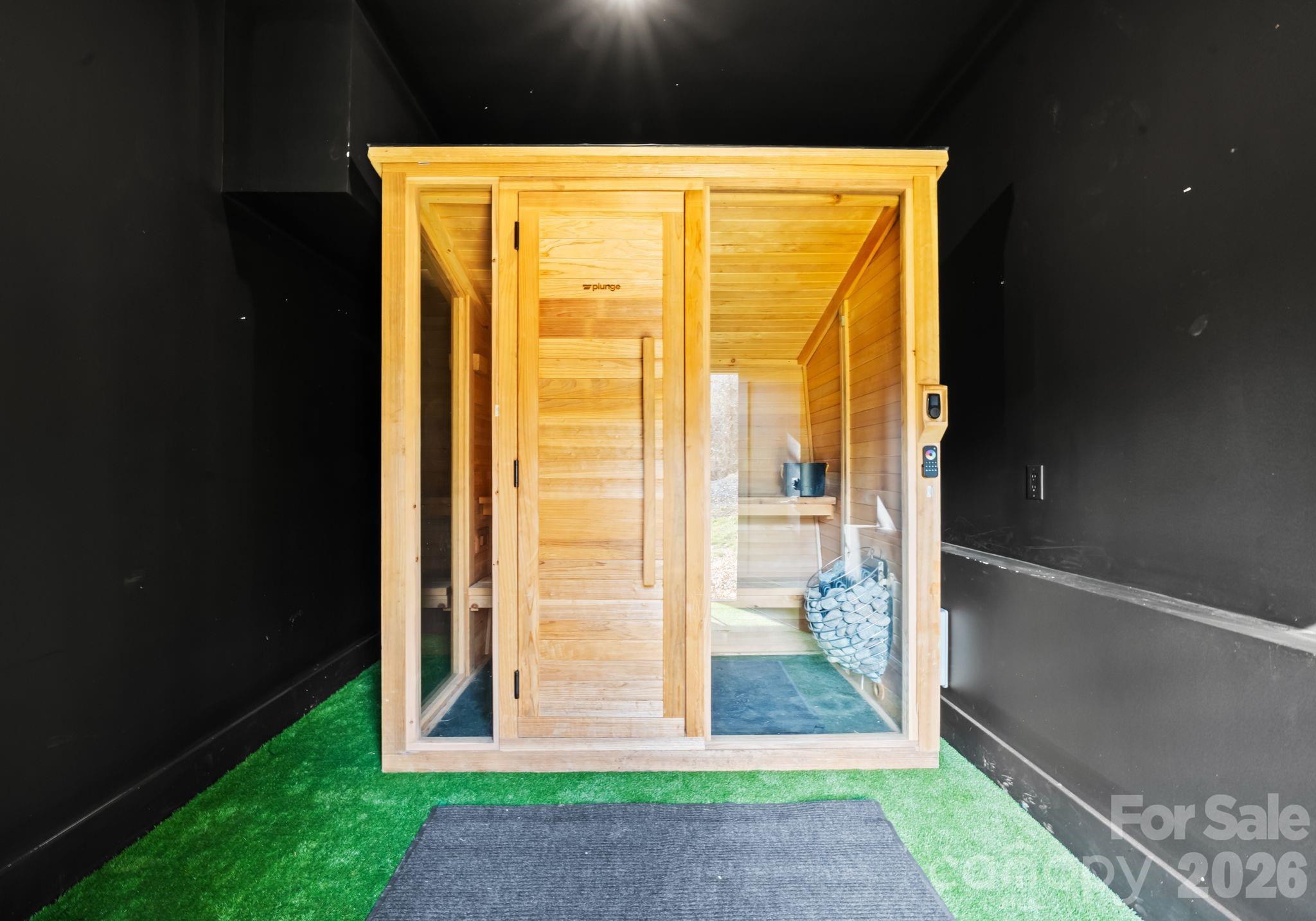 3520 Gatewood Oaks Drive