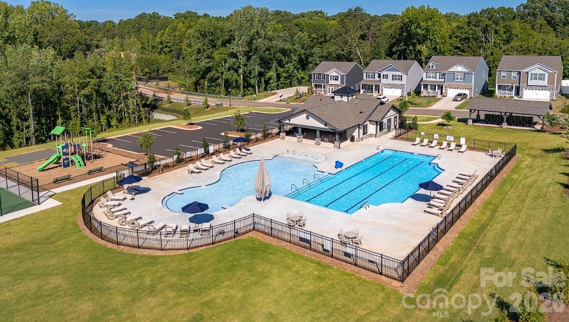 163 Court House Avenue