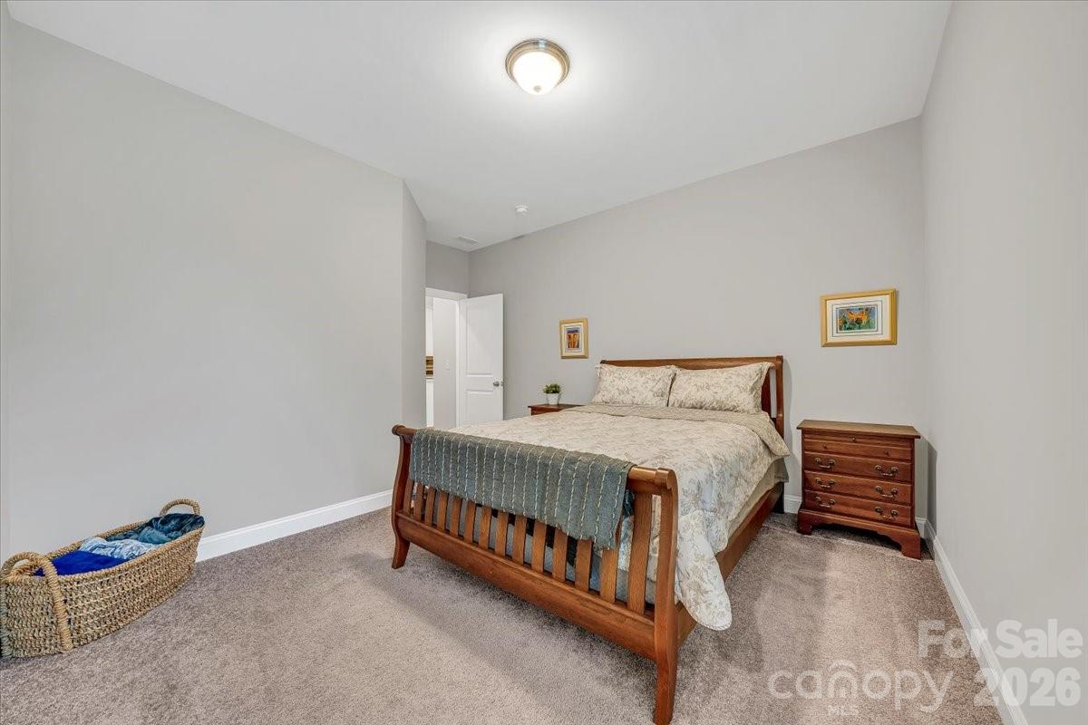 172 Caversham Drive
