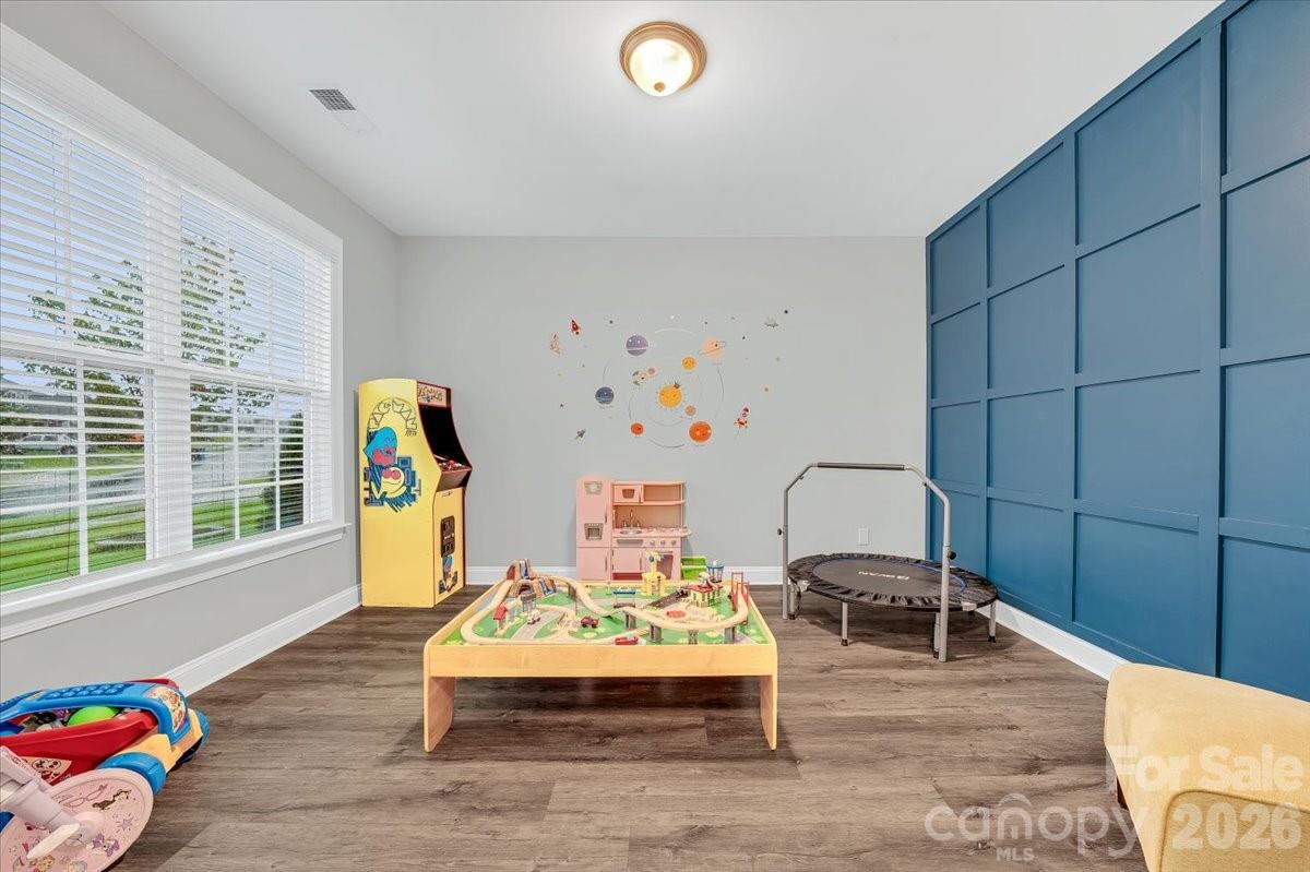 172 Caversham Drive