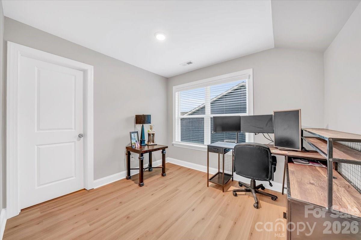 172 Caversham Drive