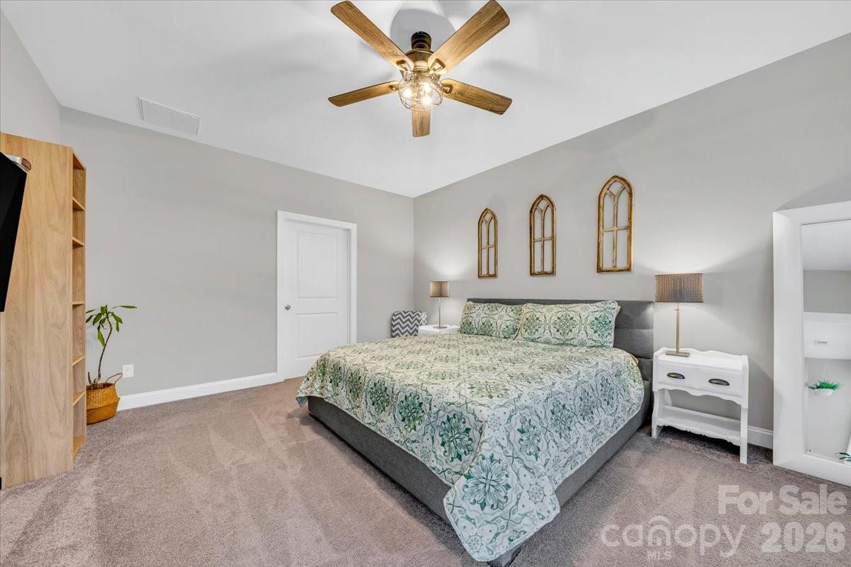 172 Caversham Drive