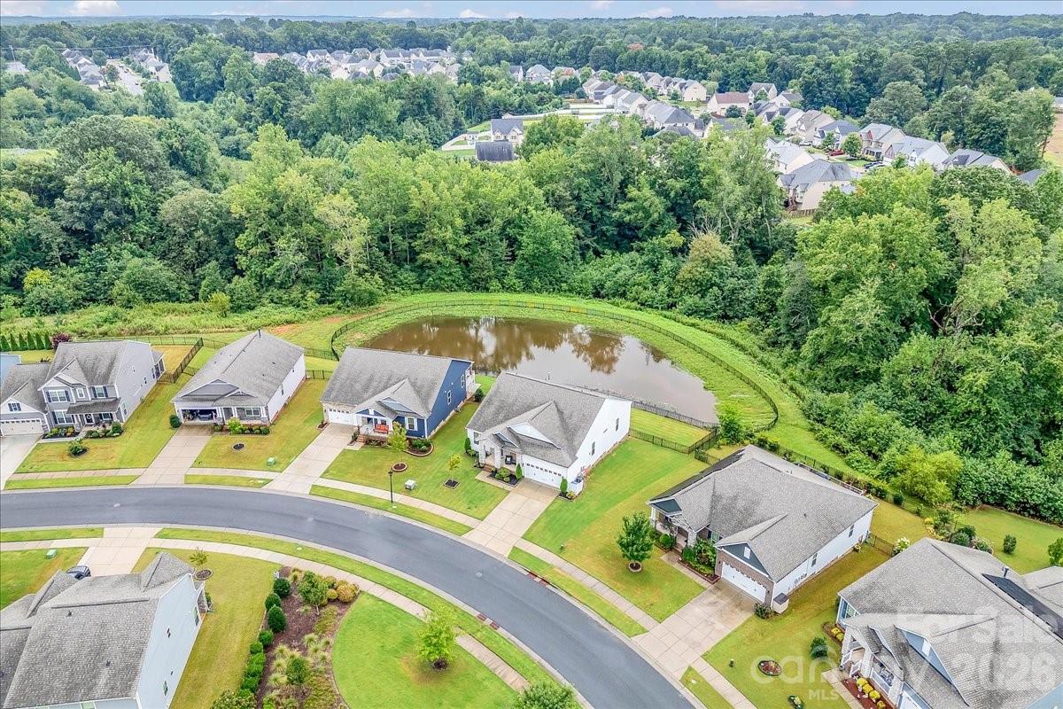 172 Caversham Drive