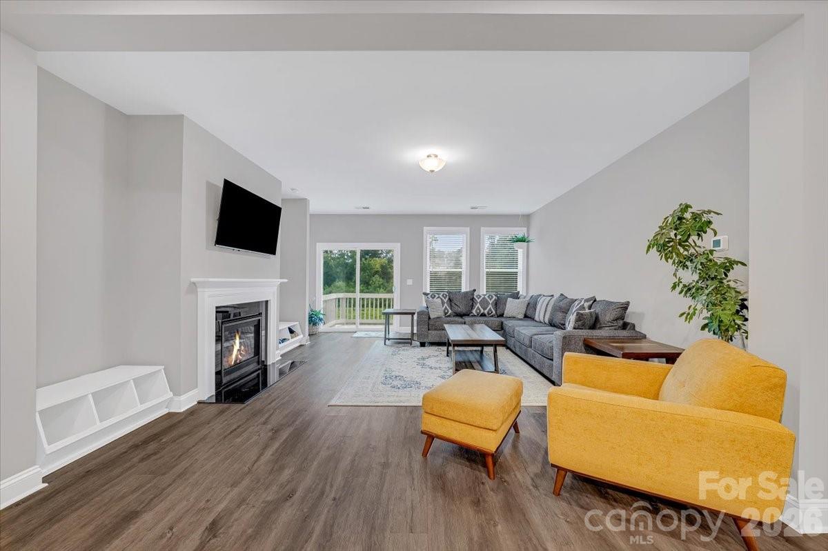 172 Caversham Drive