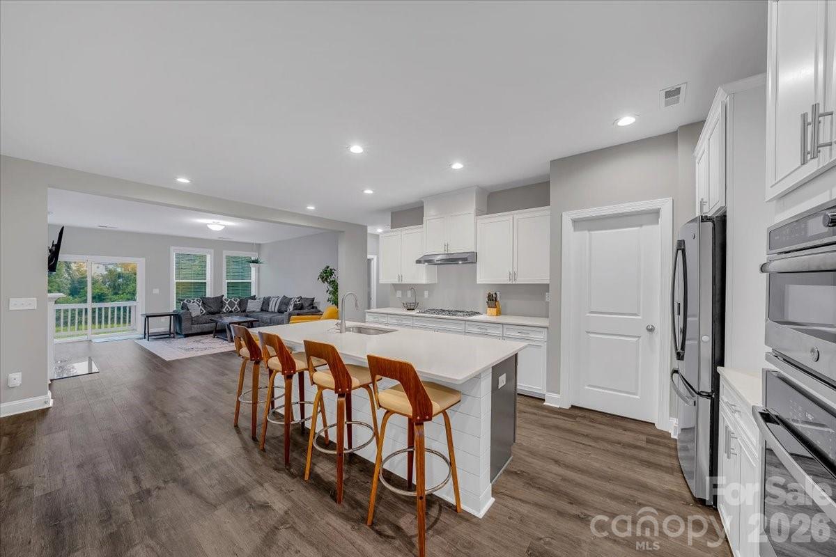 172 Caversham Drive