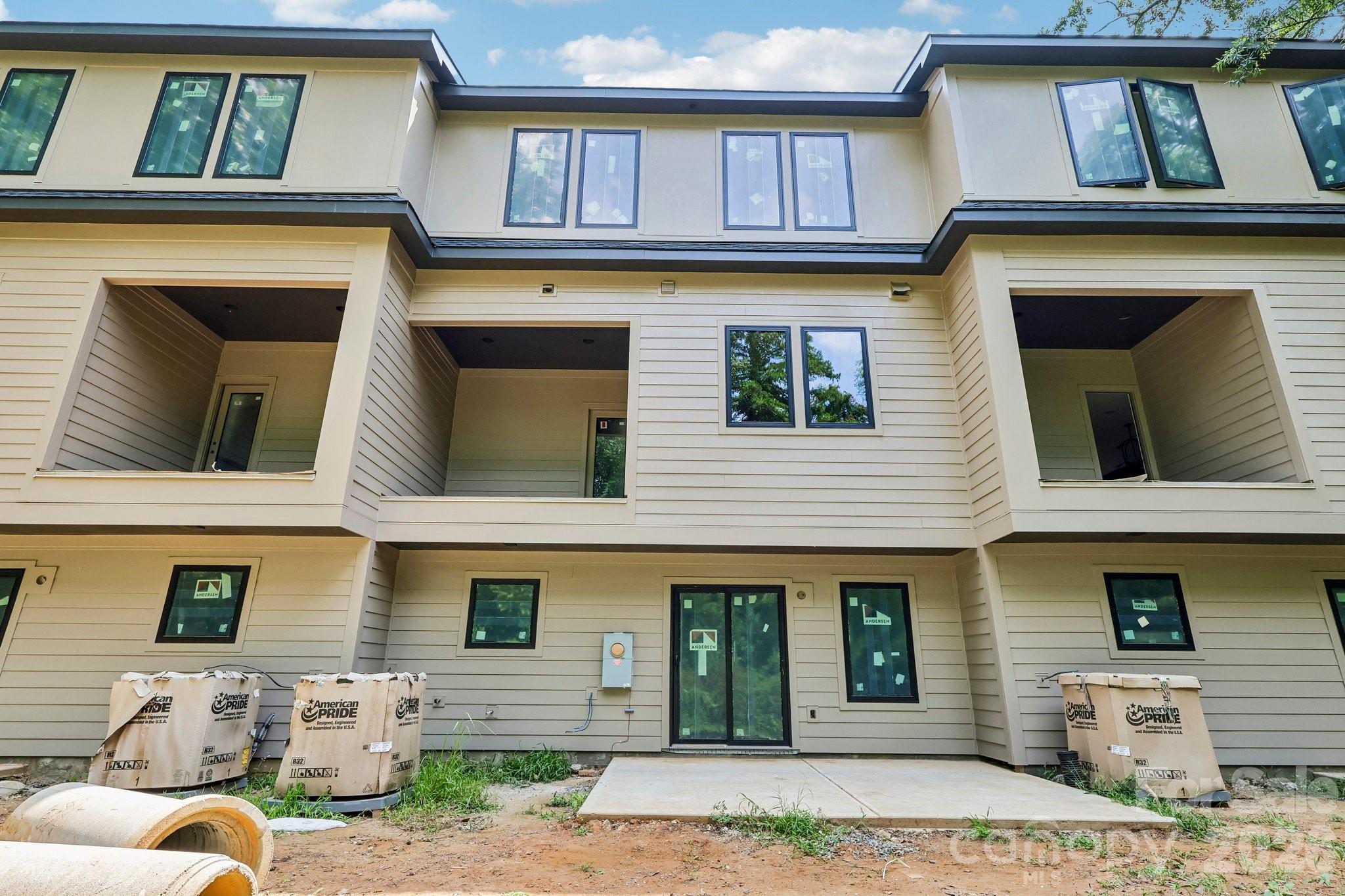 1539 Crystal Road