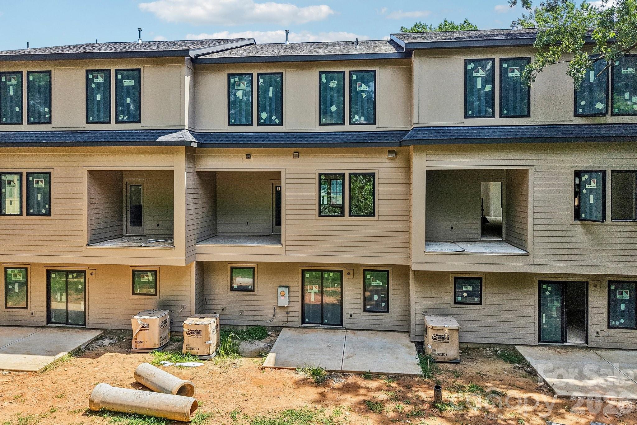1539 Crystal Road