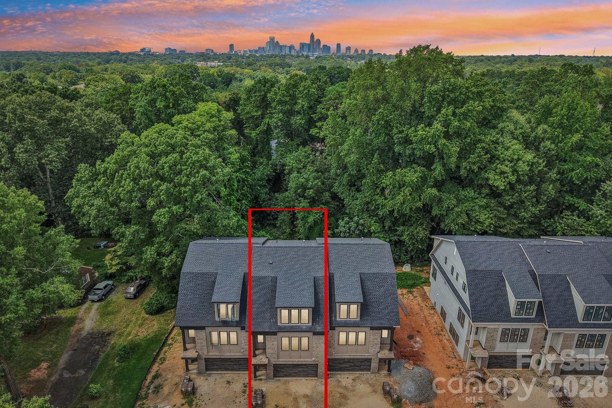 1539 Crystal Road