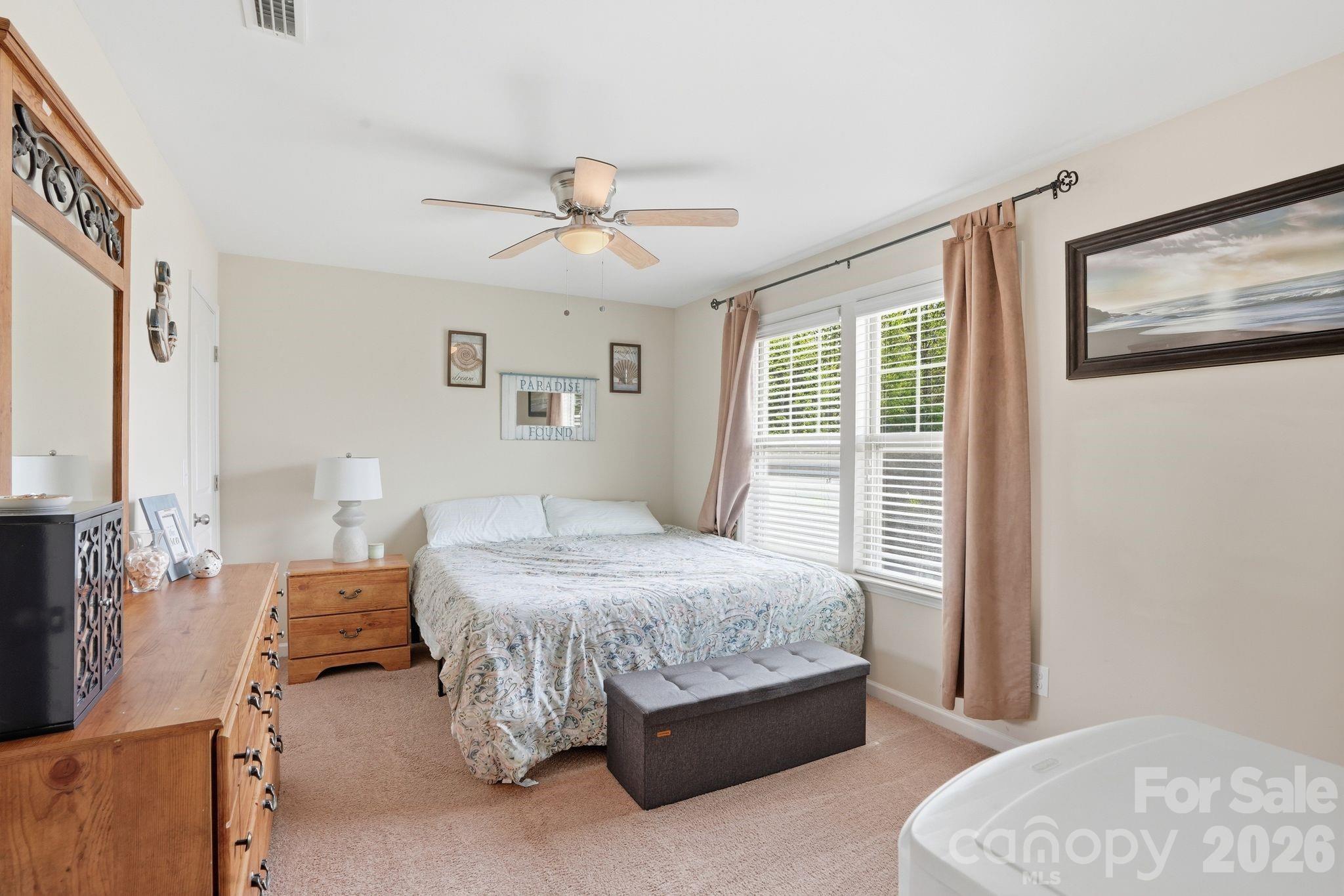 5000 Brodie Lane