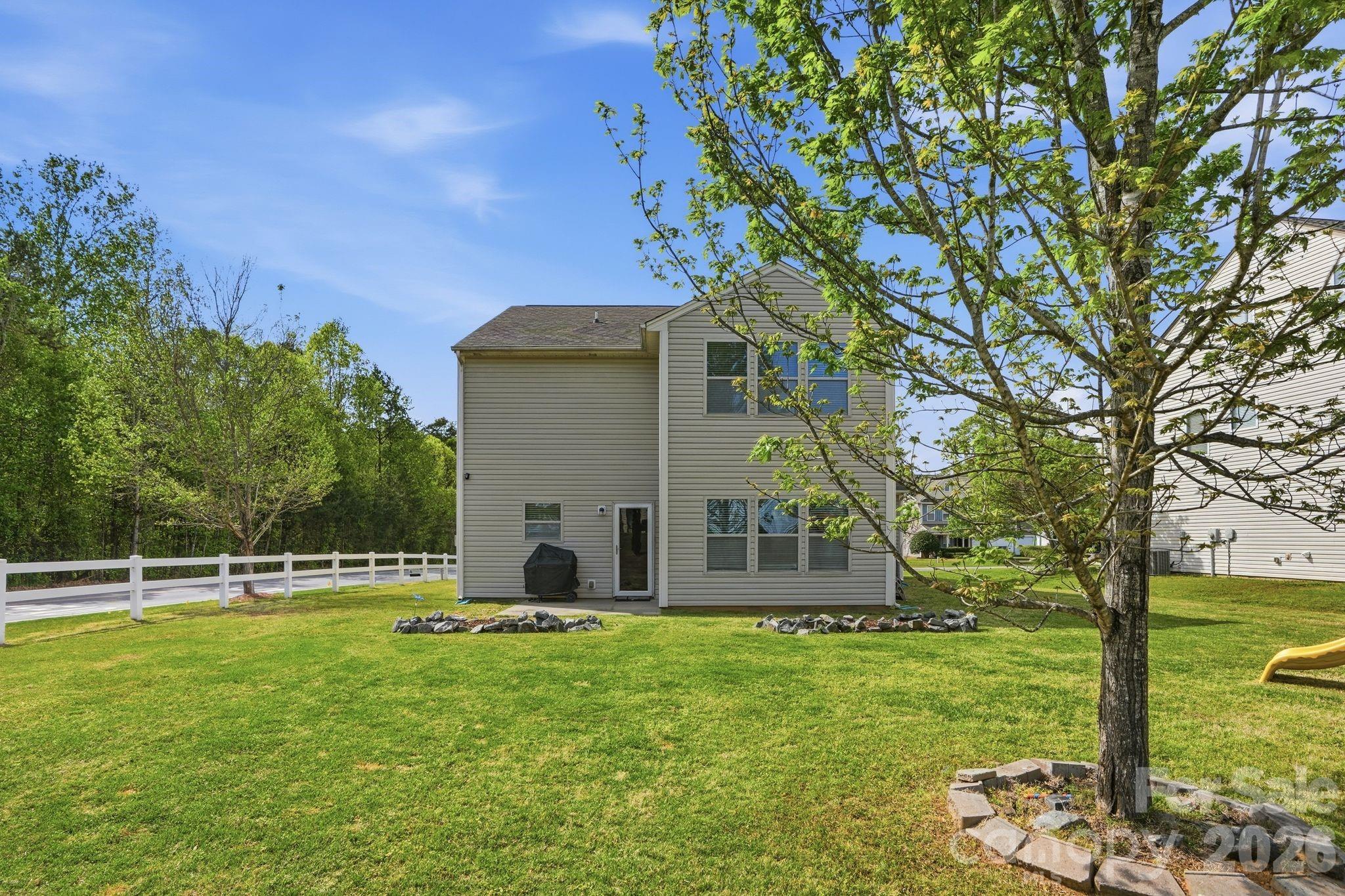 5000 Brodie Lane