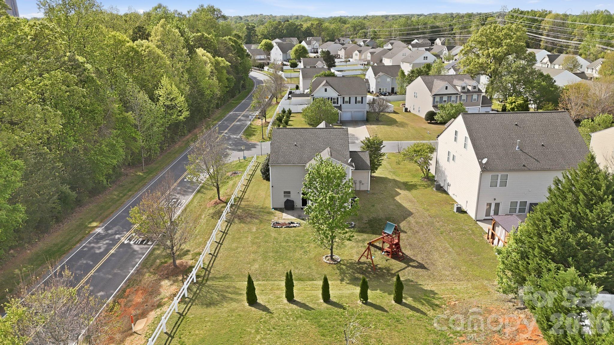 5000 Brodie Lane