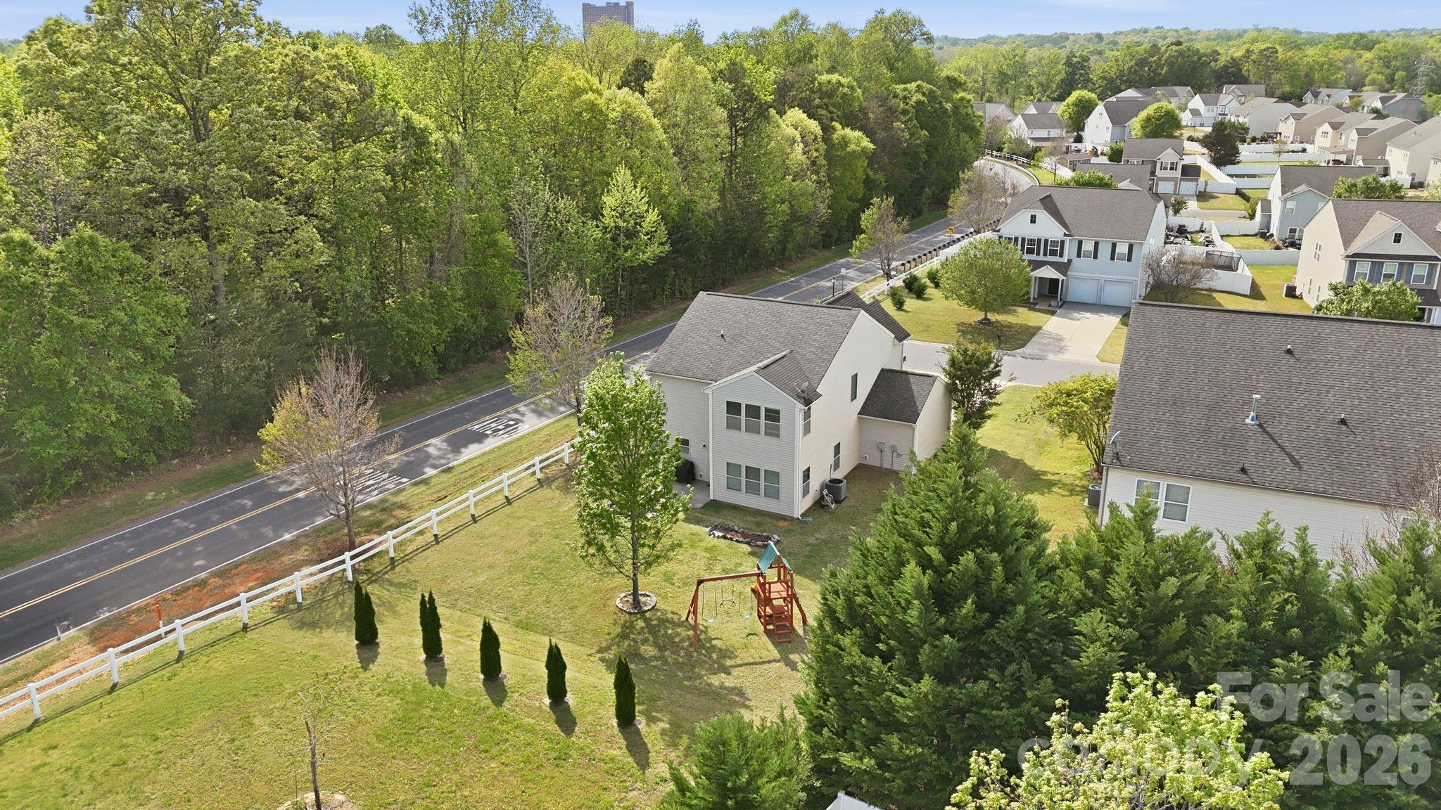 5000 Brodie Lane
