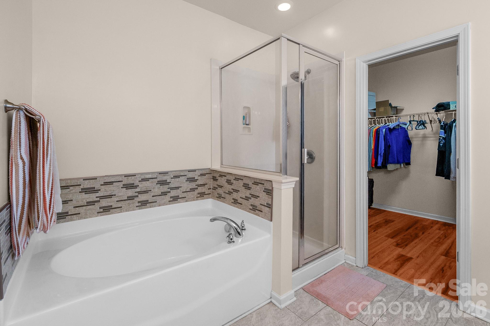 1710 Yellow Daisy Drive
