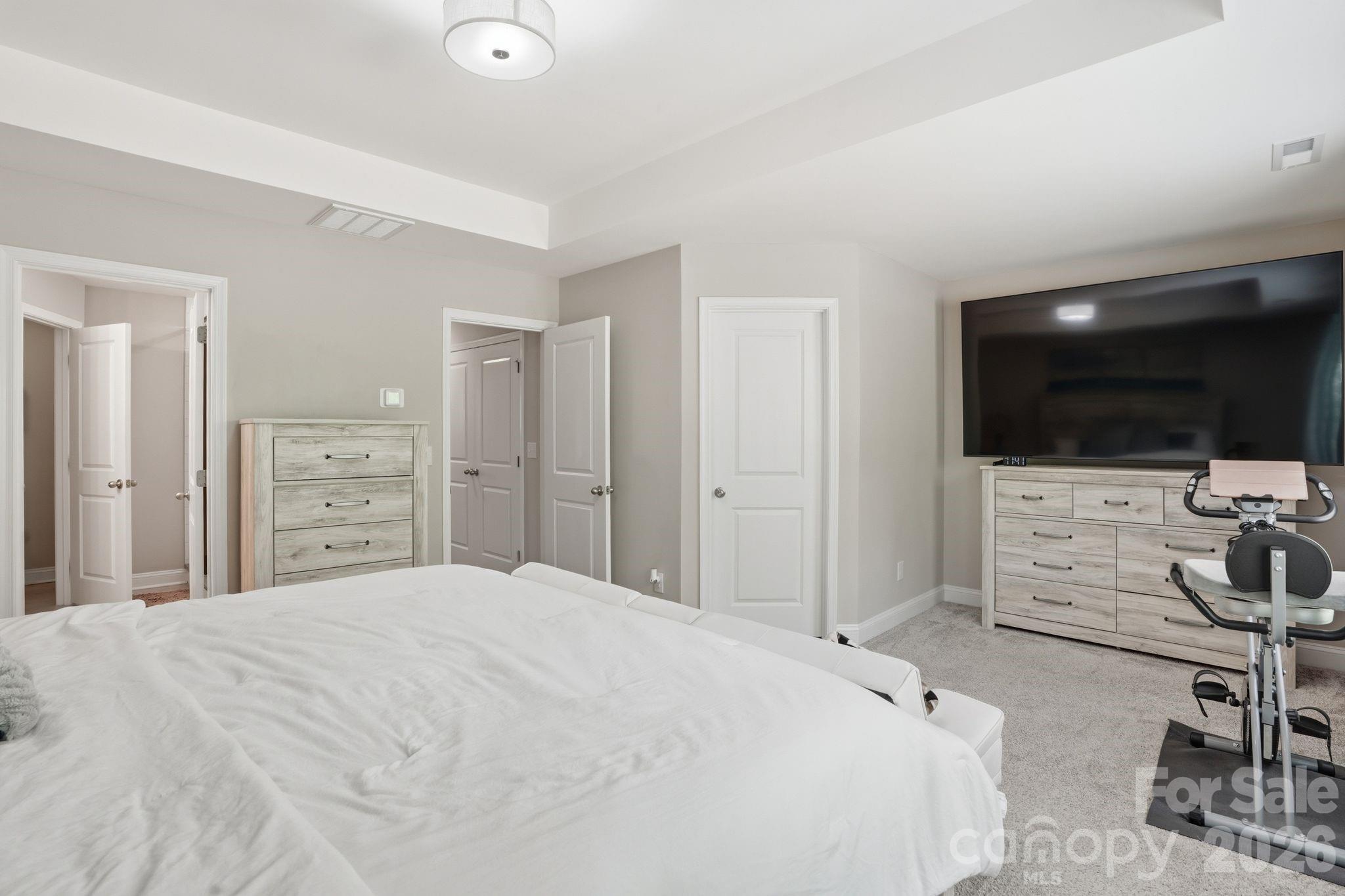 2038 Suttonview Road