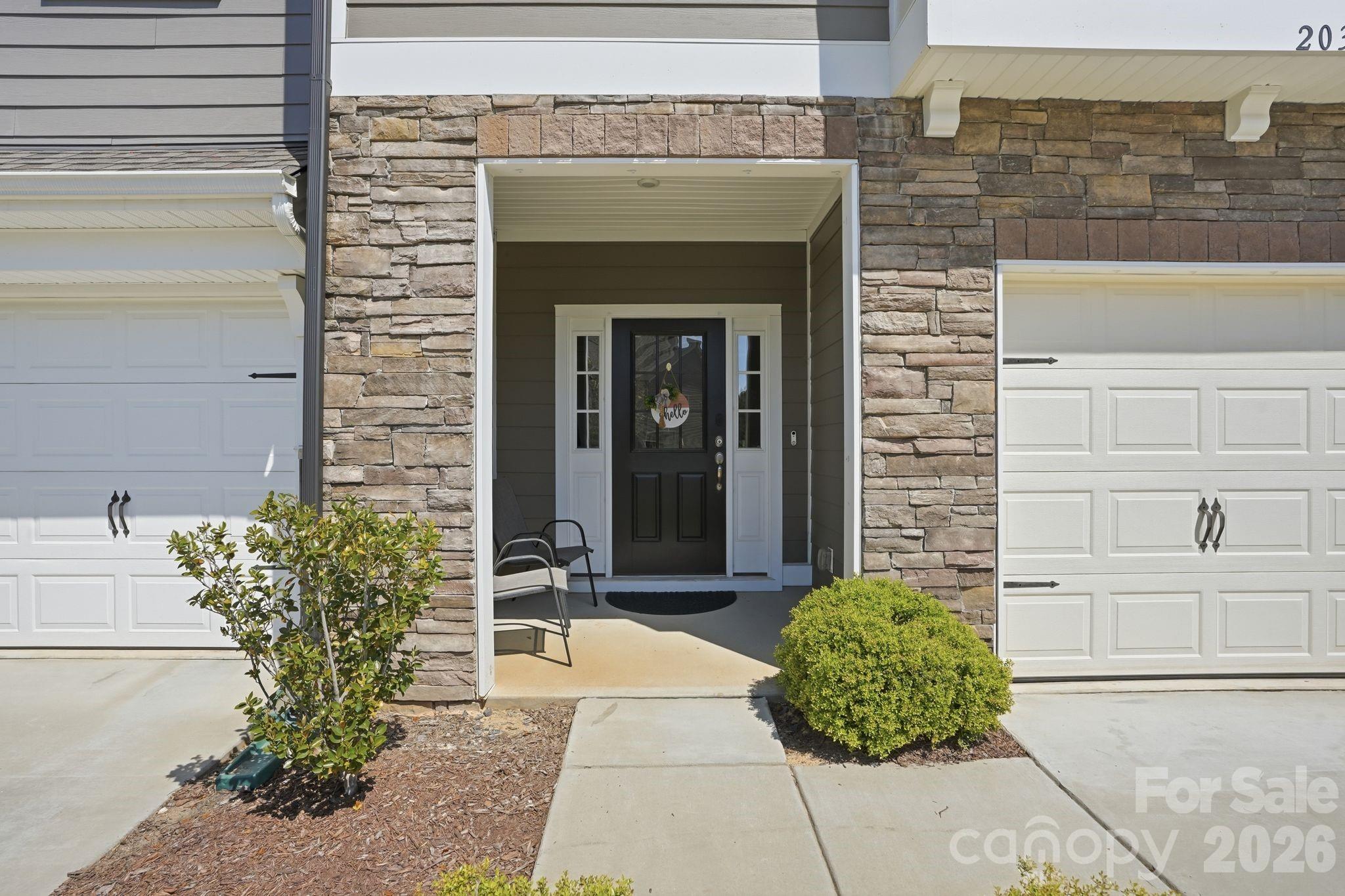 2038 Suttonview Road