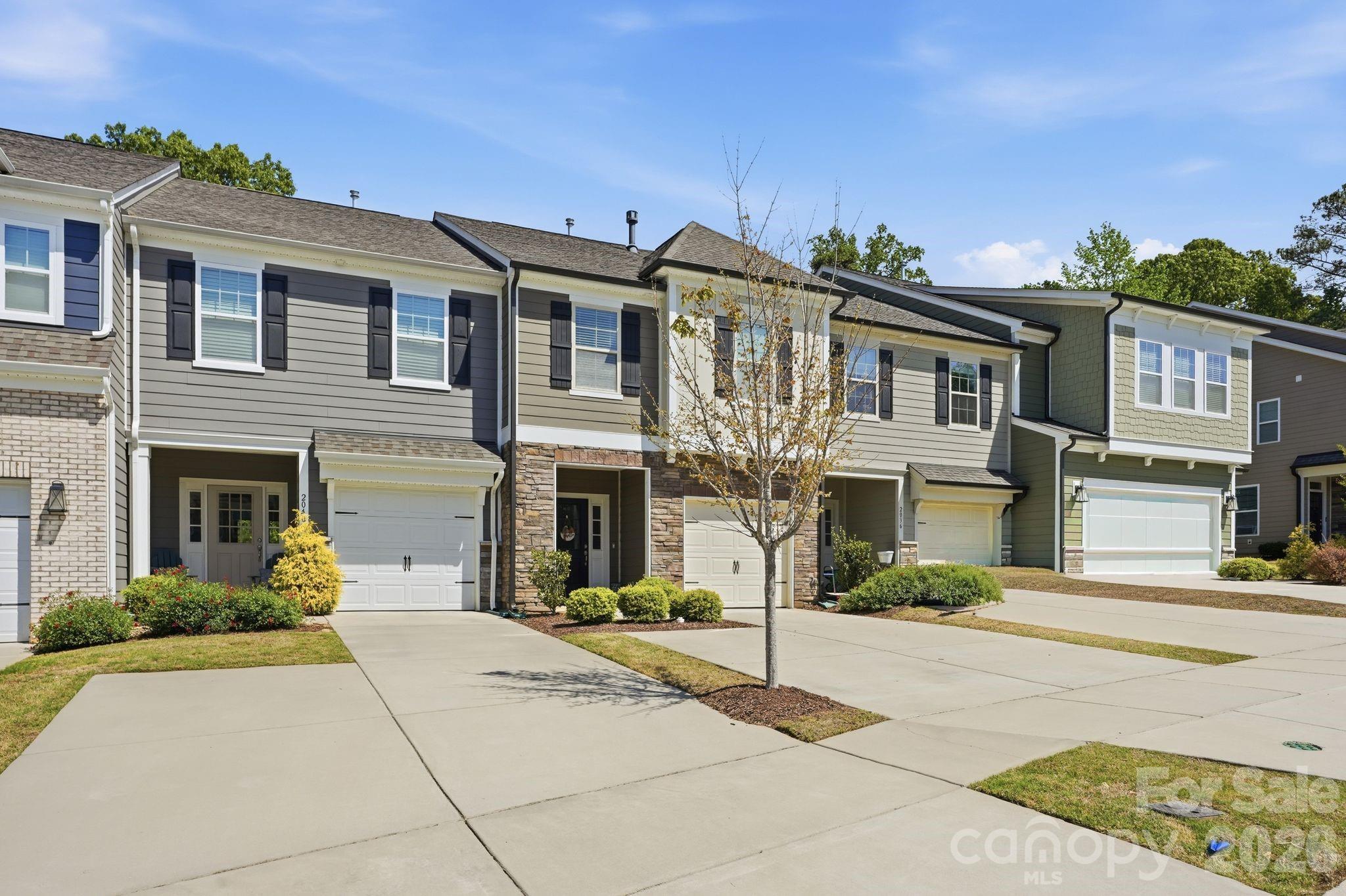 2038 Suttonview Road