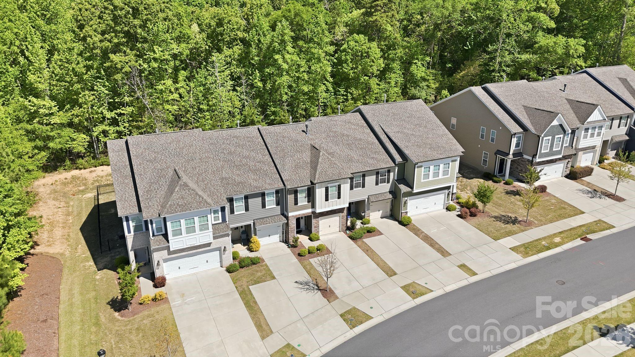 2038 Suttonview Road