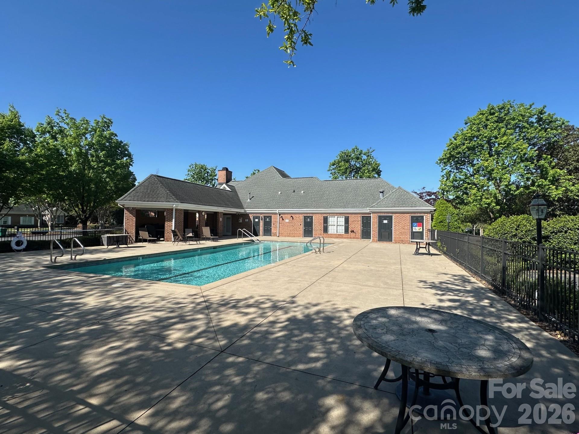 11418 Olde Turnbury Court