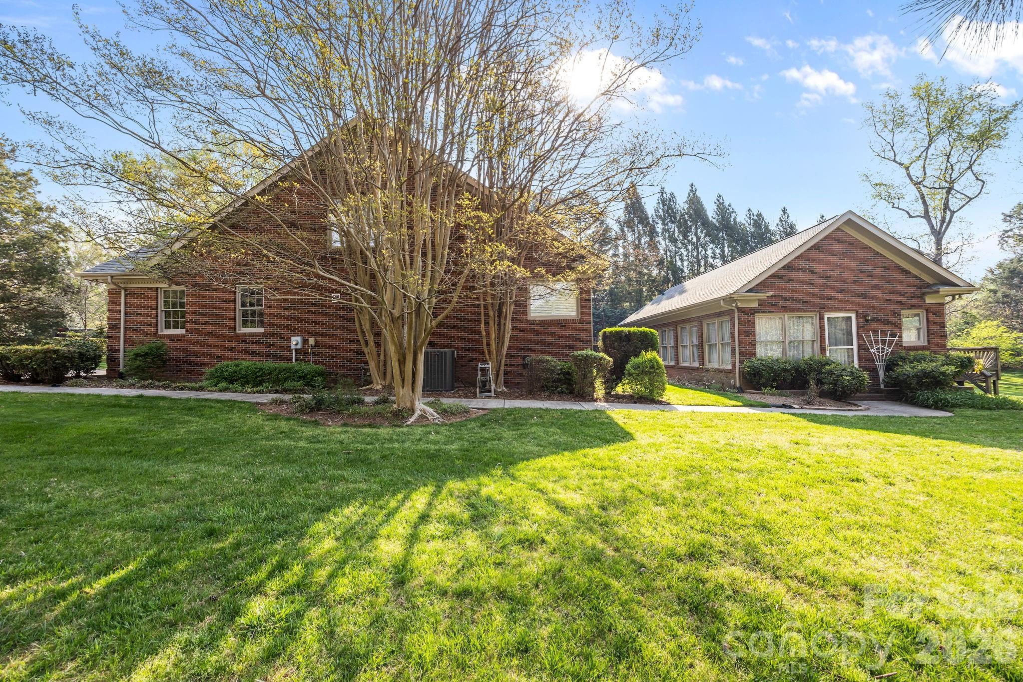 3325 Tilley Morris Road