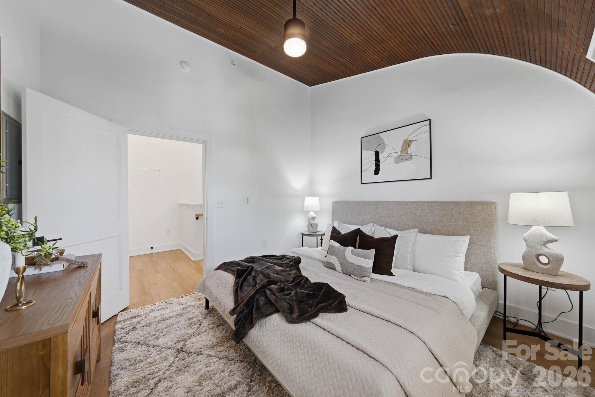 201 Grandin Road Unit: 13