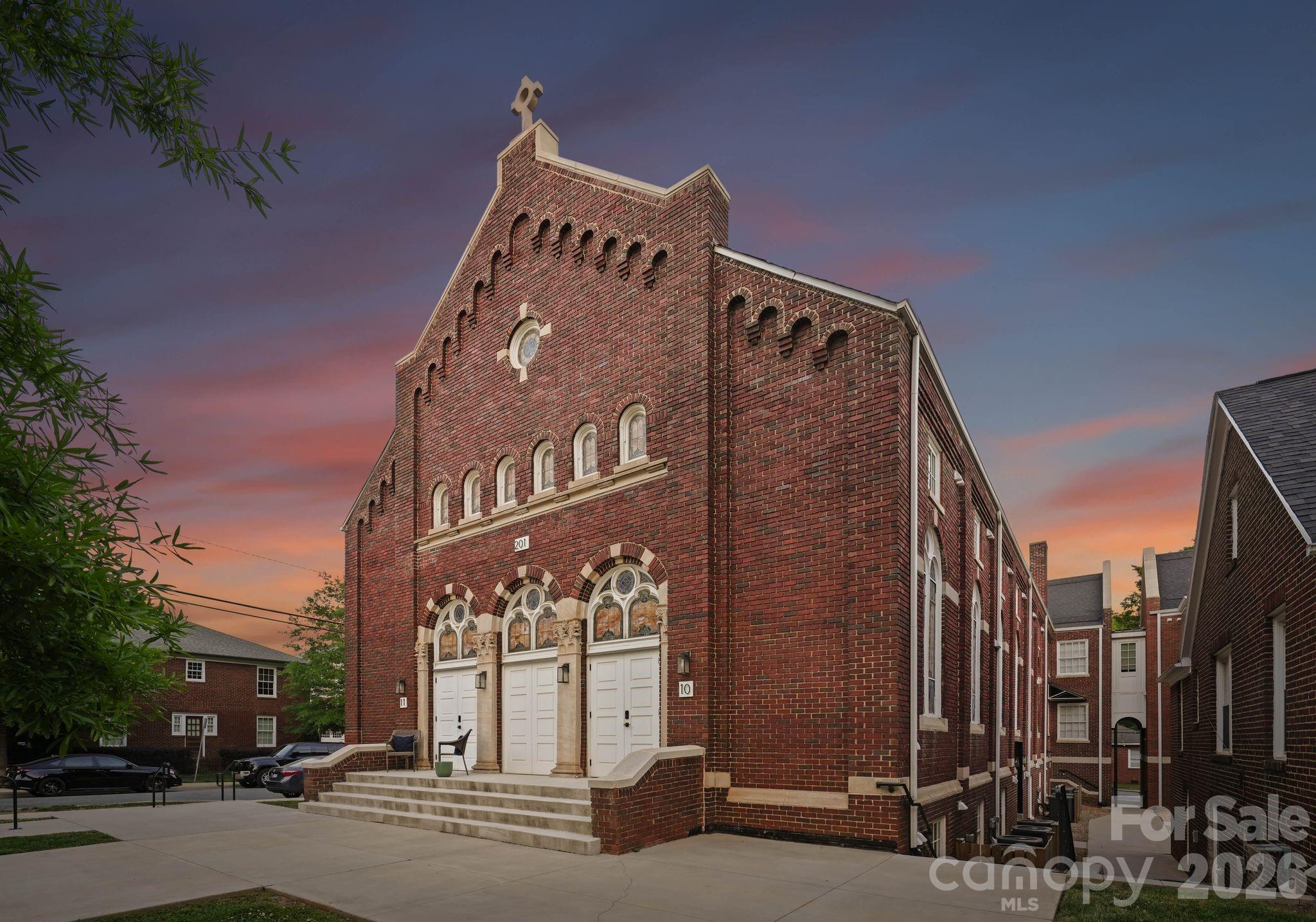 201 Grandin Road Unit: 13