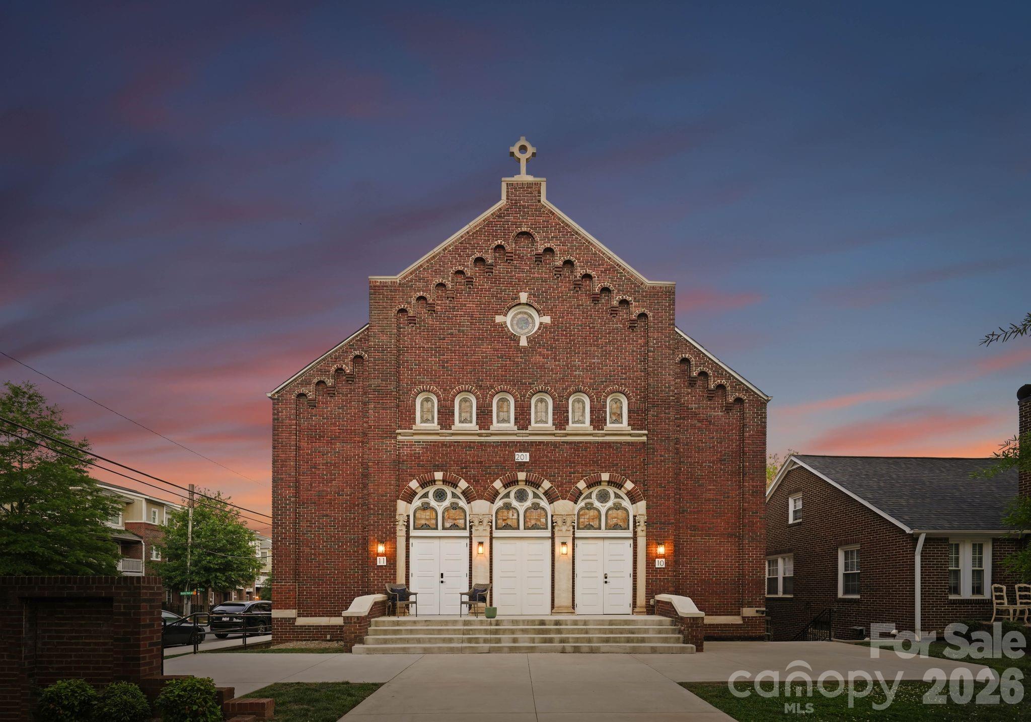 201 Grandin Road Unit: 13