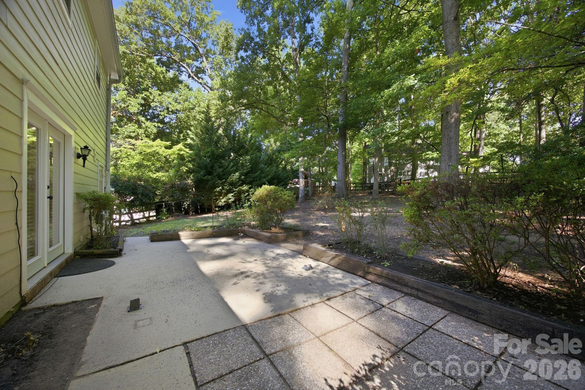 405 Leighton Court
