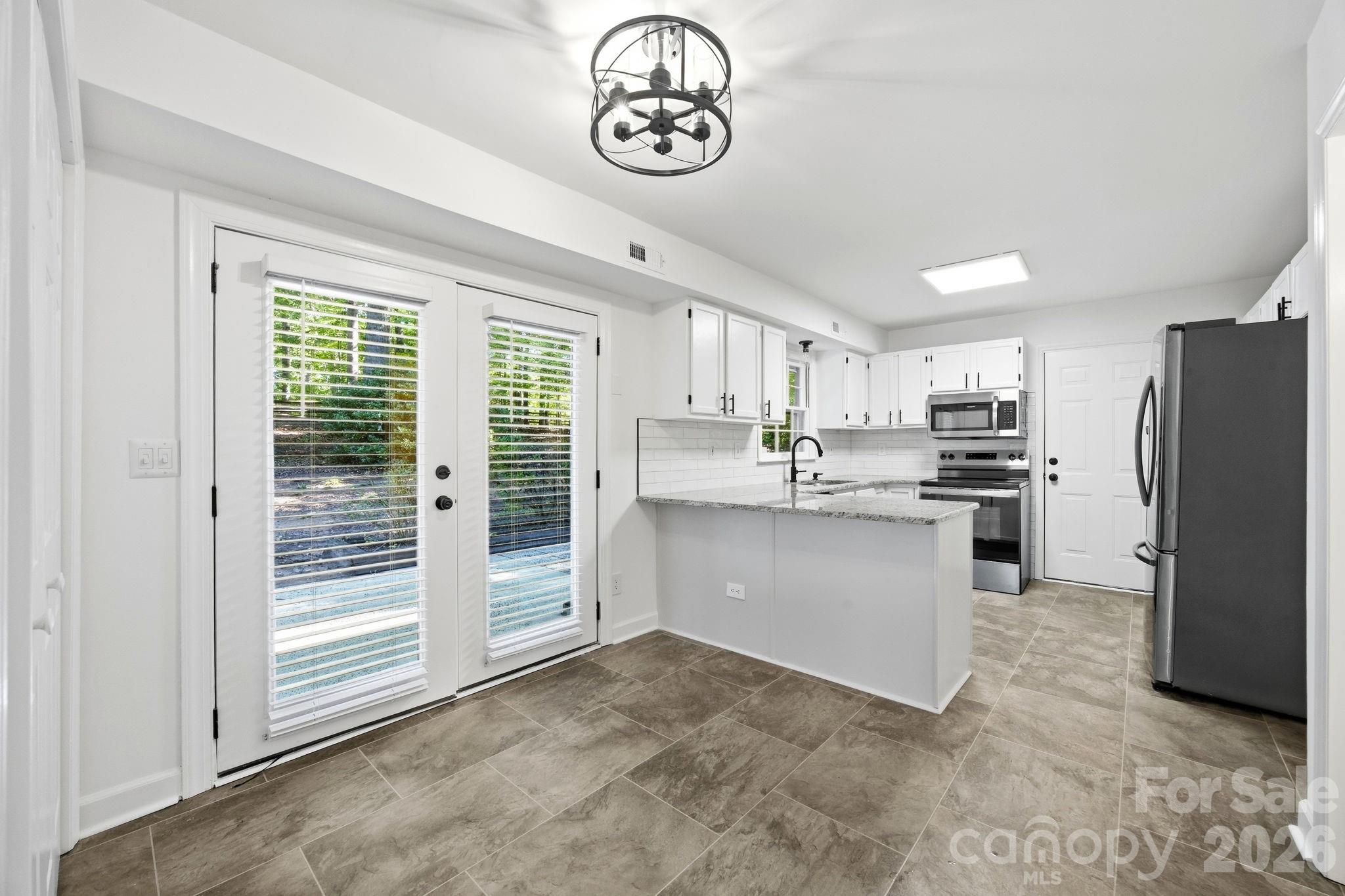 405 Leighton Court