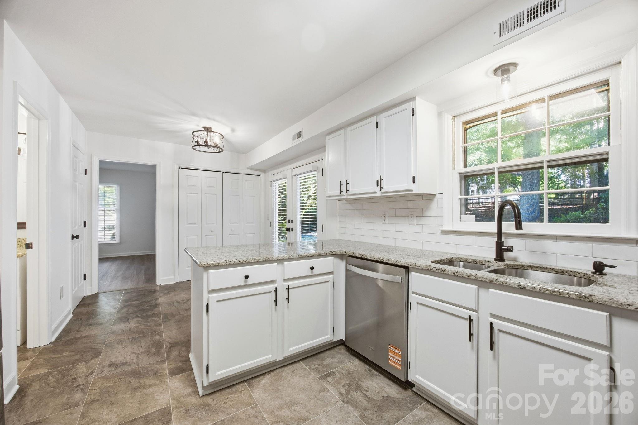 405 Leighton Court