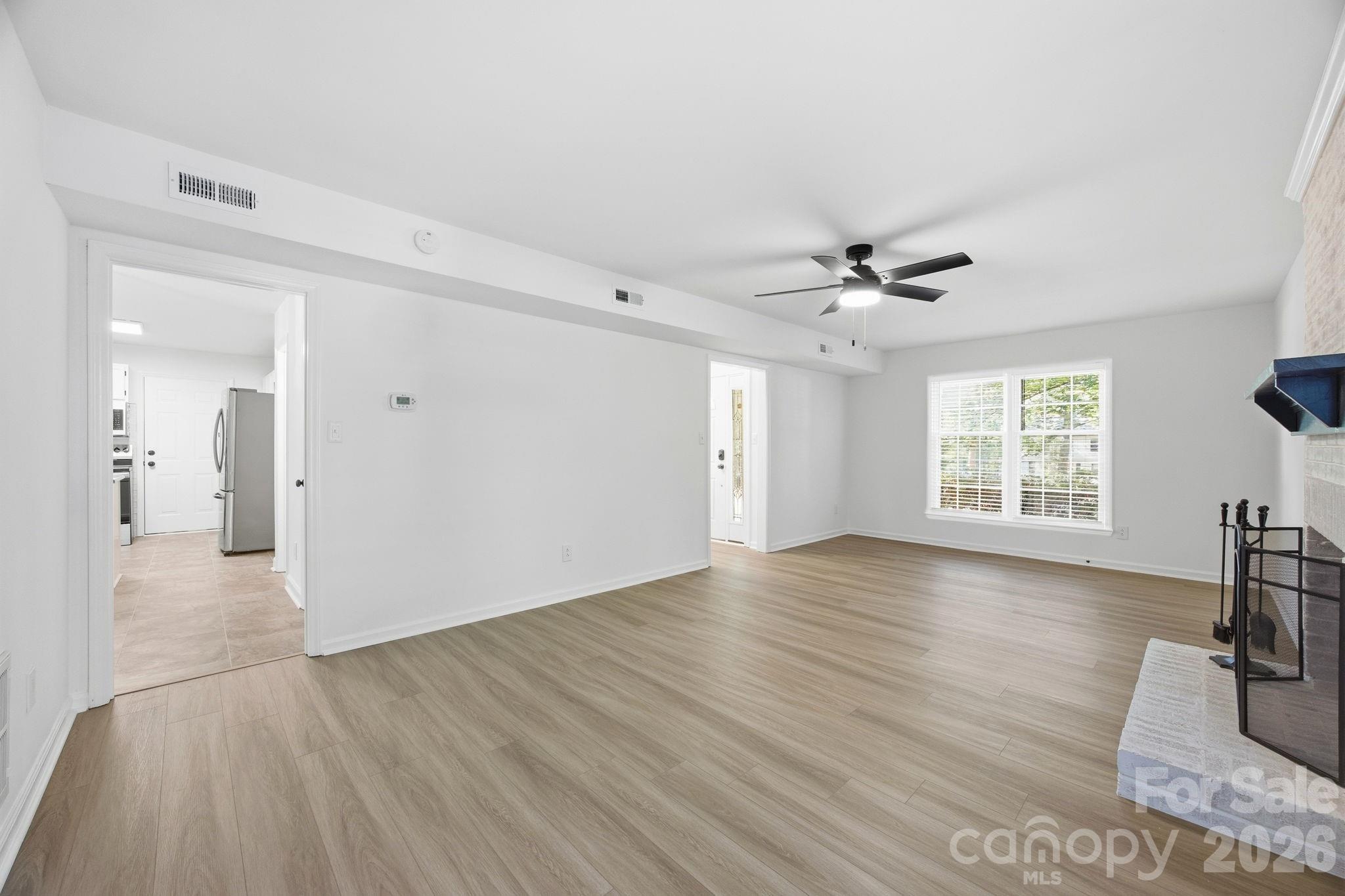 405 Leighton Court