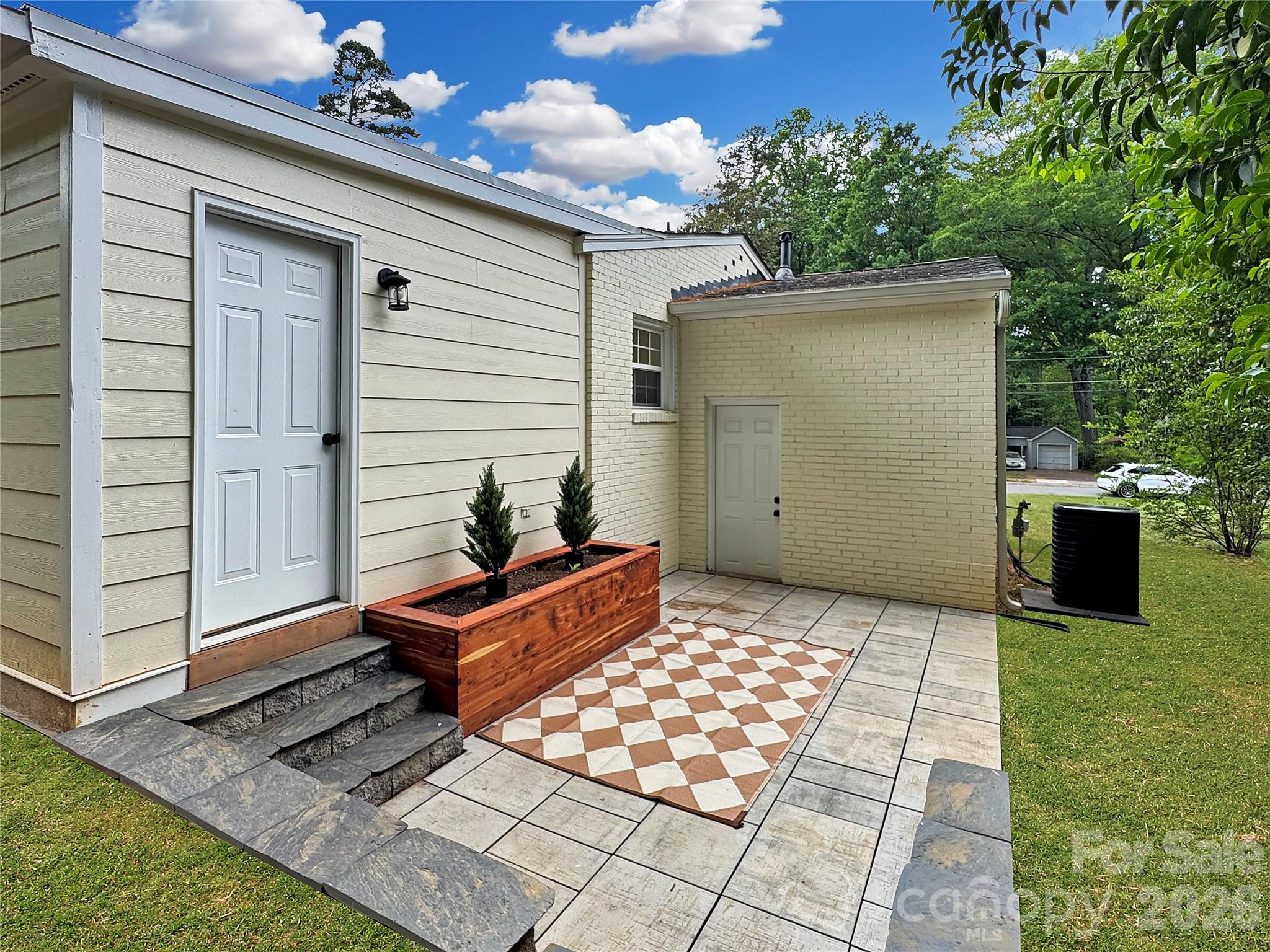 4065 Hiddenbrook Drive