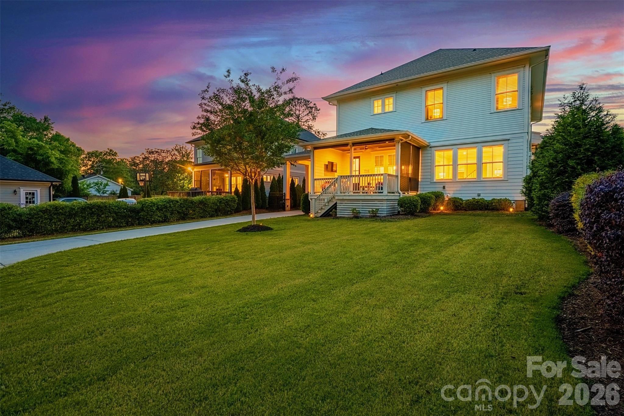 5422 Closeburn Road