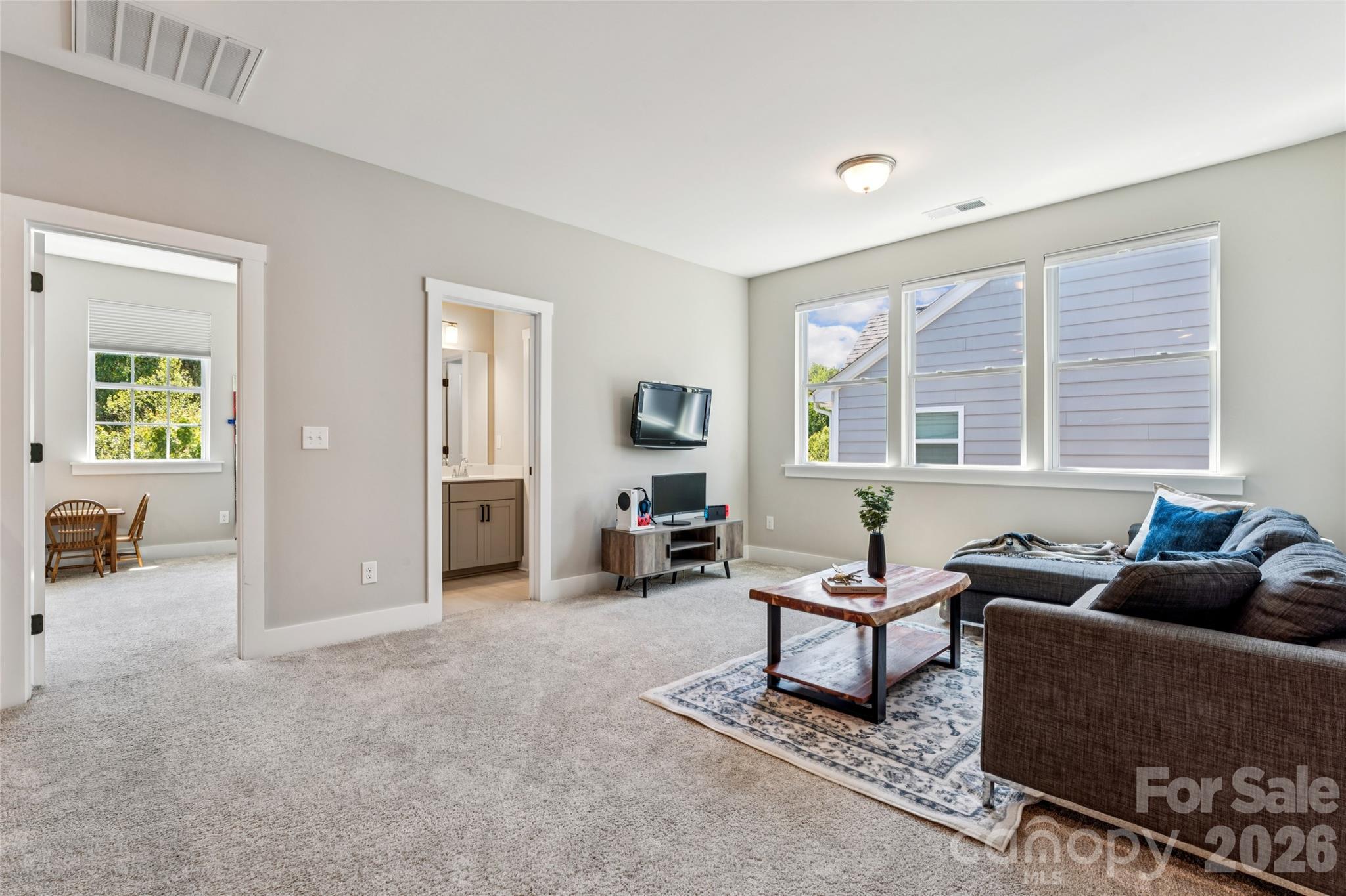 1074 Weir Court
