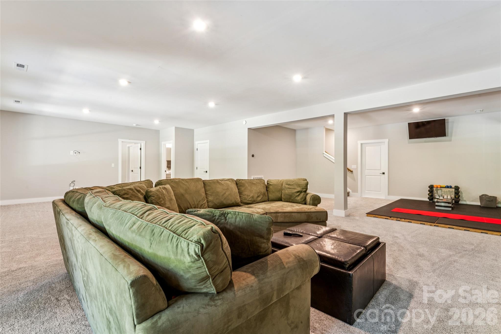 1074 Weir Court