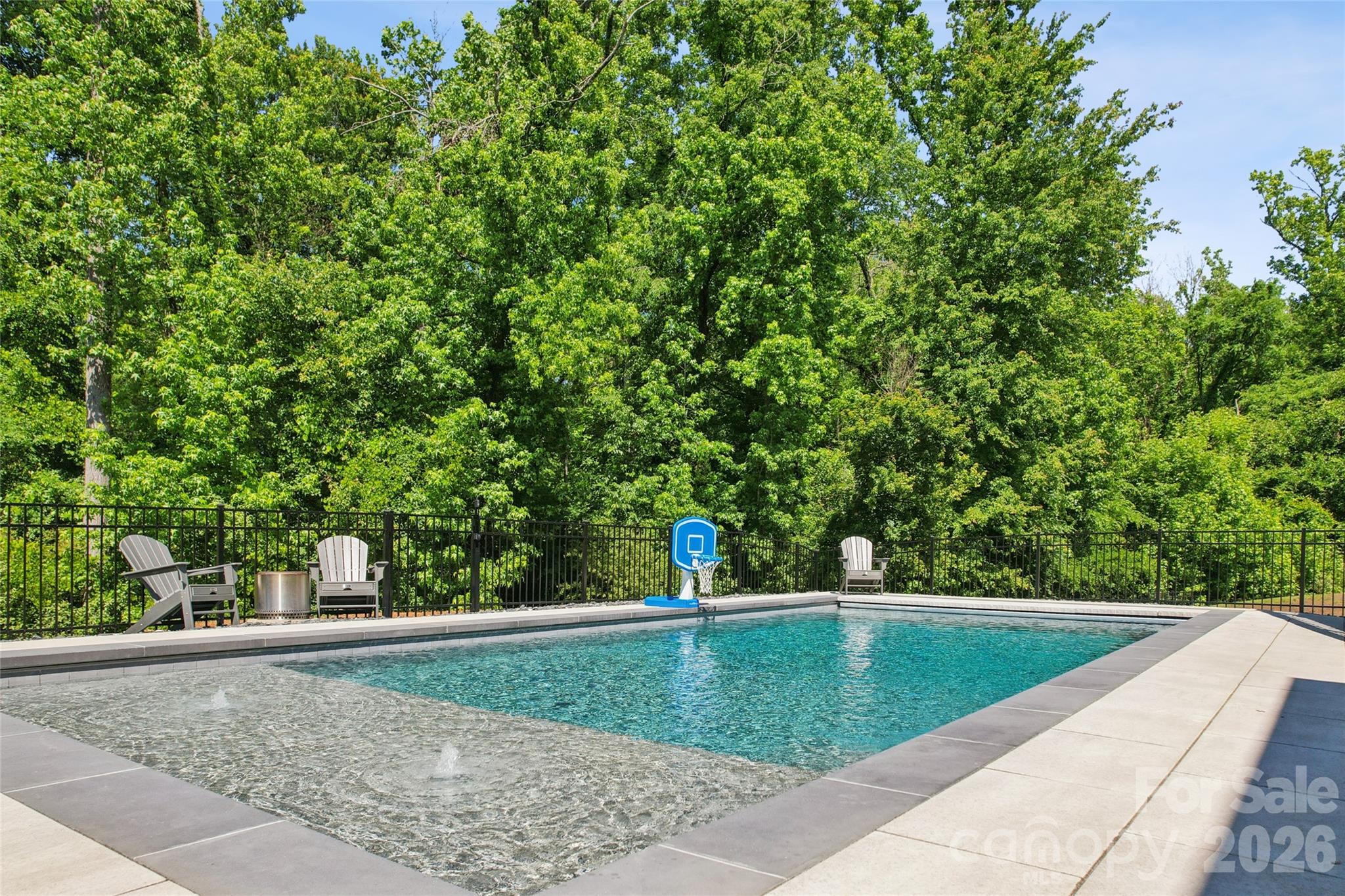 1074 Weir Court