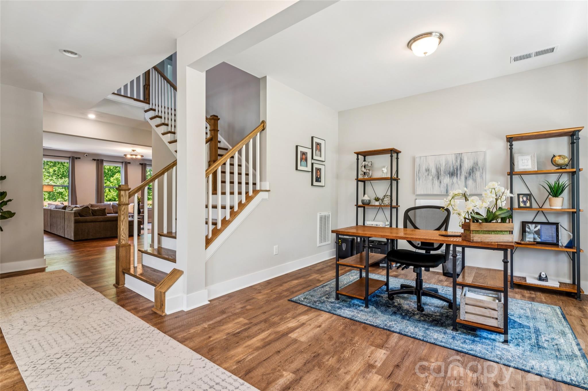 1074 Weir Court