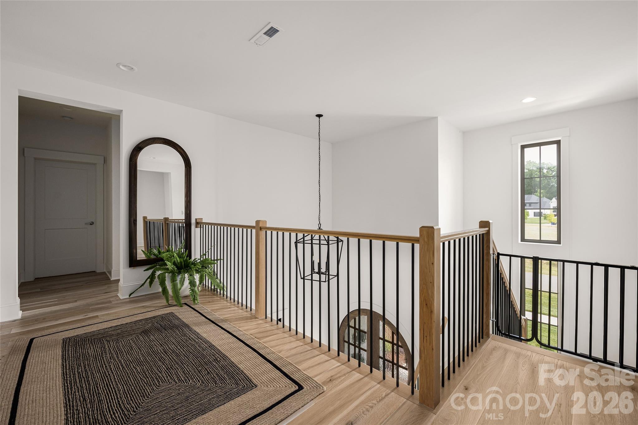 10201 Laurier Lane
