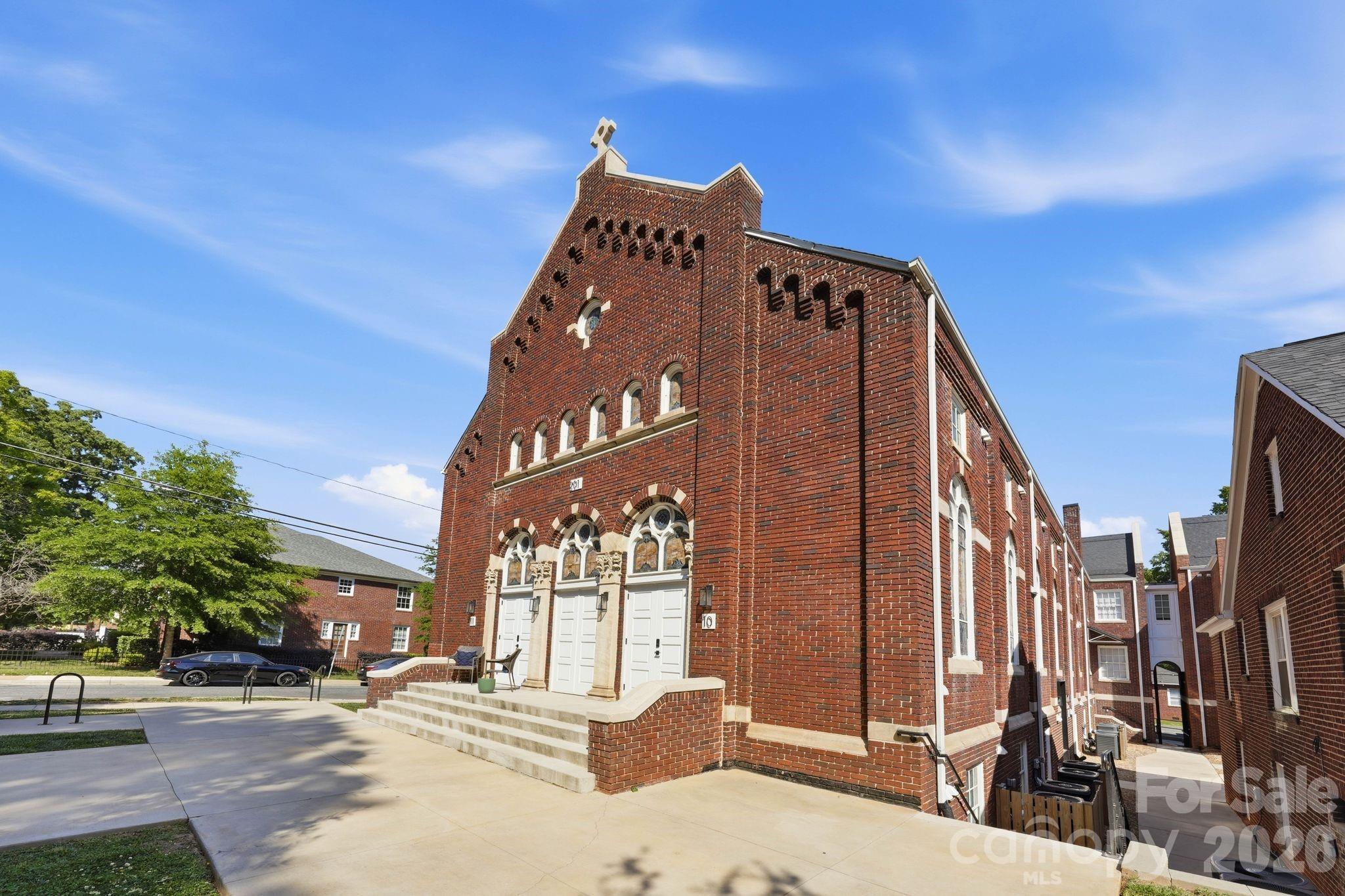 203 Grandin Road Unit: 1