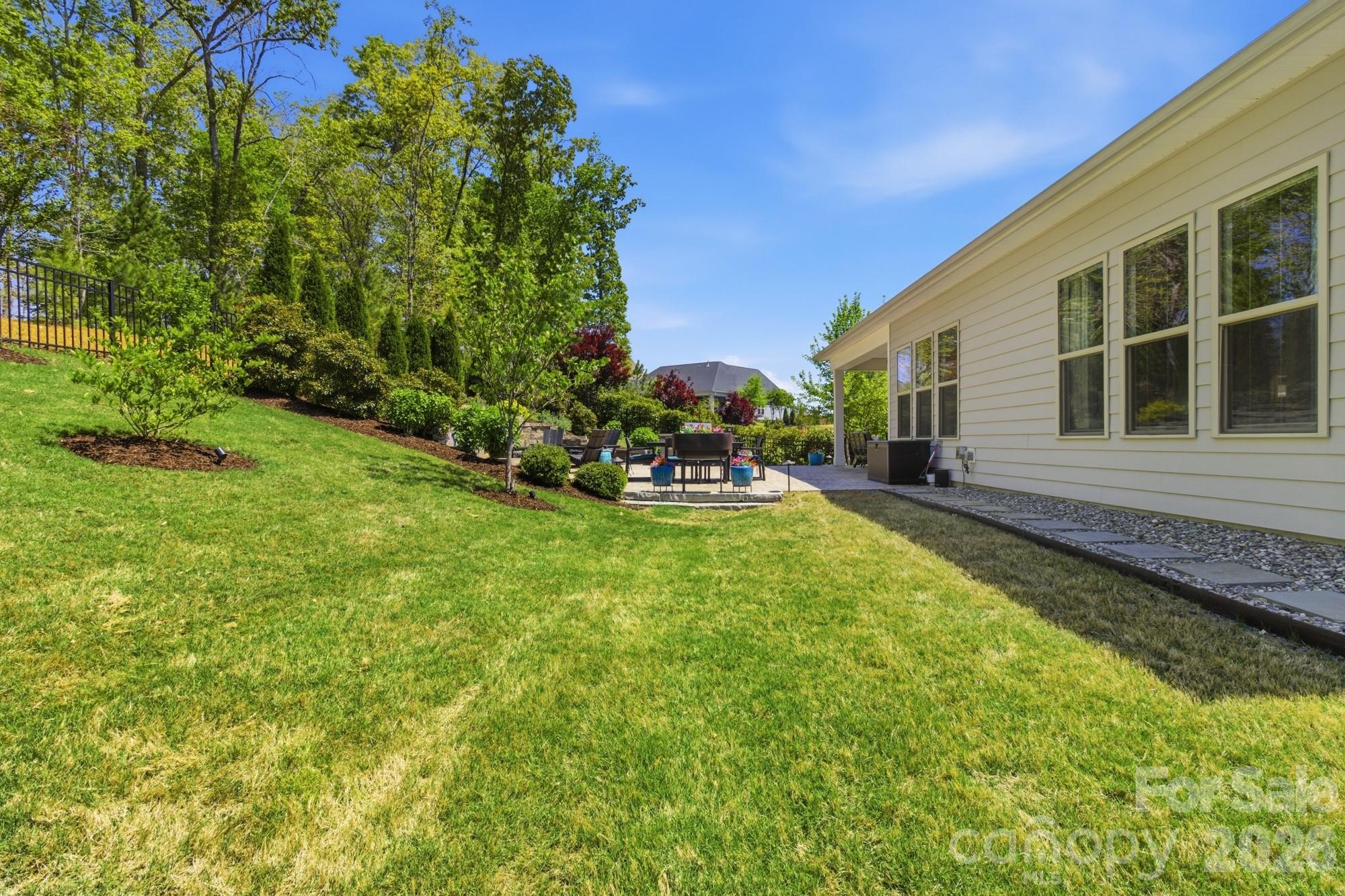 4512 Acorn Hill Drive