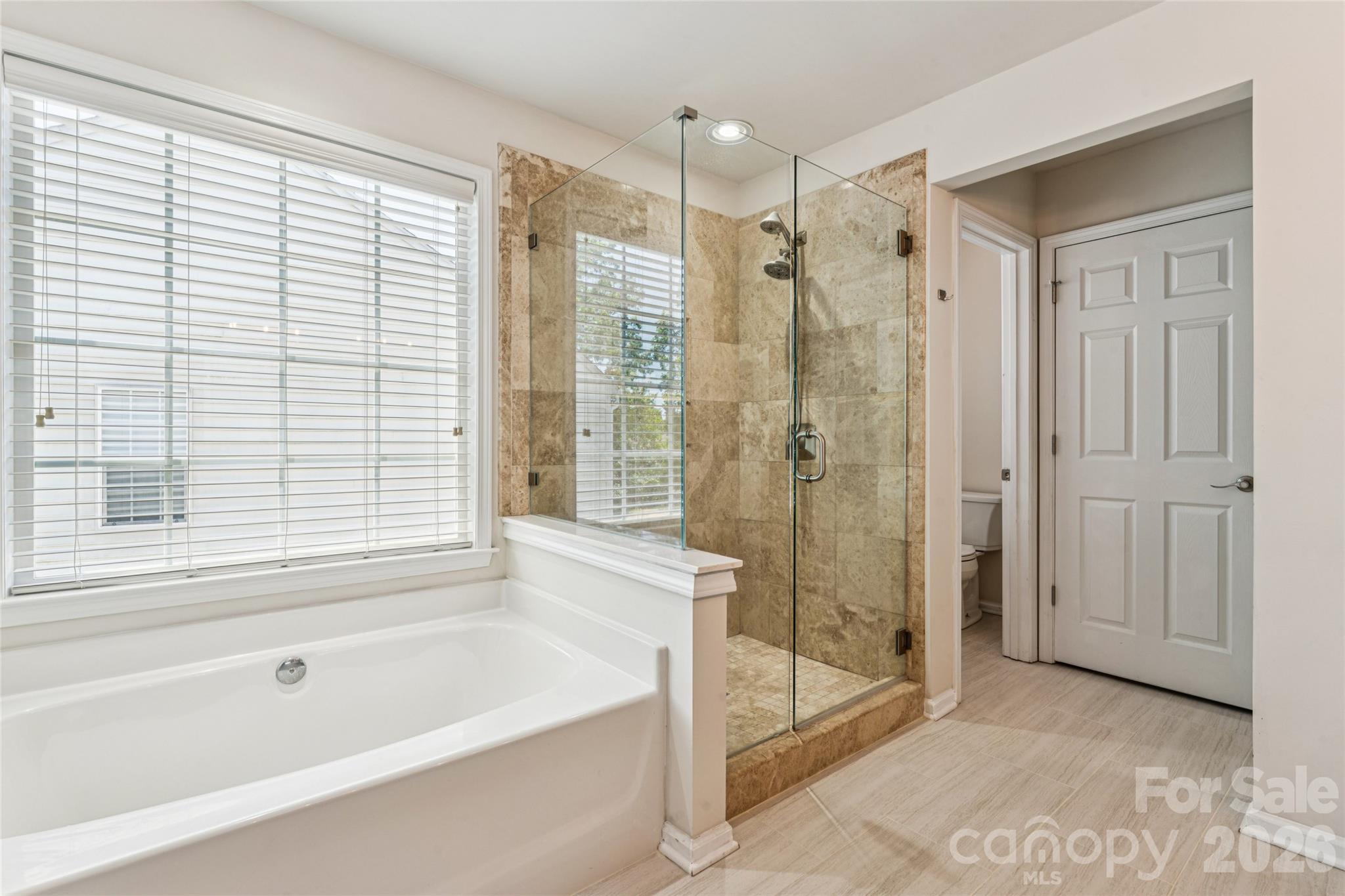 2523 Beacon Forest Drive