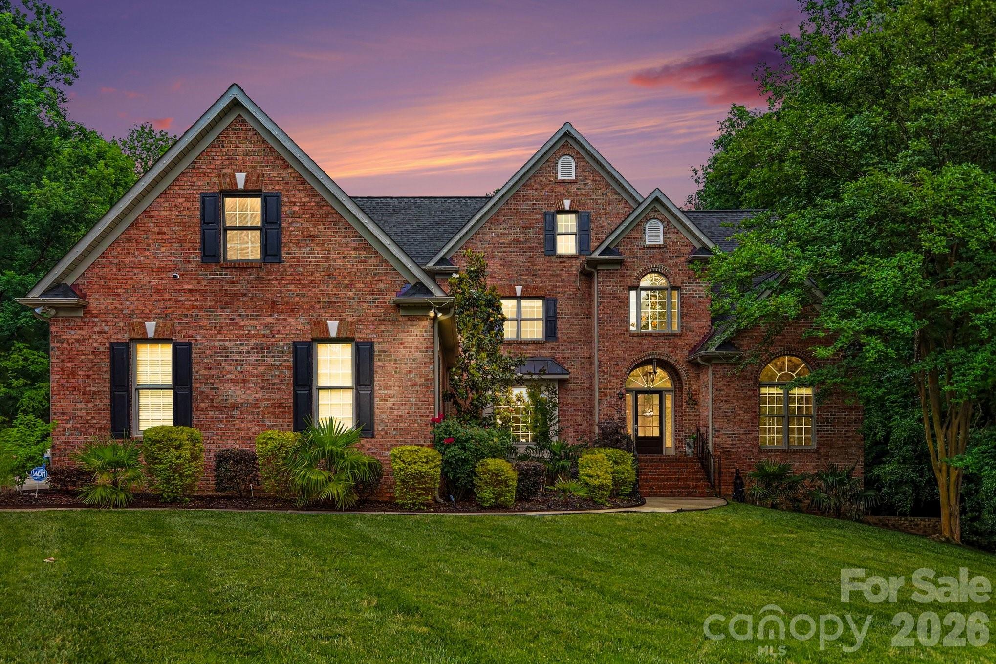 1009 Medinah Court