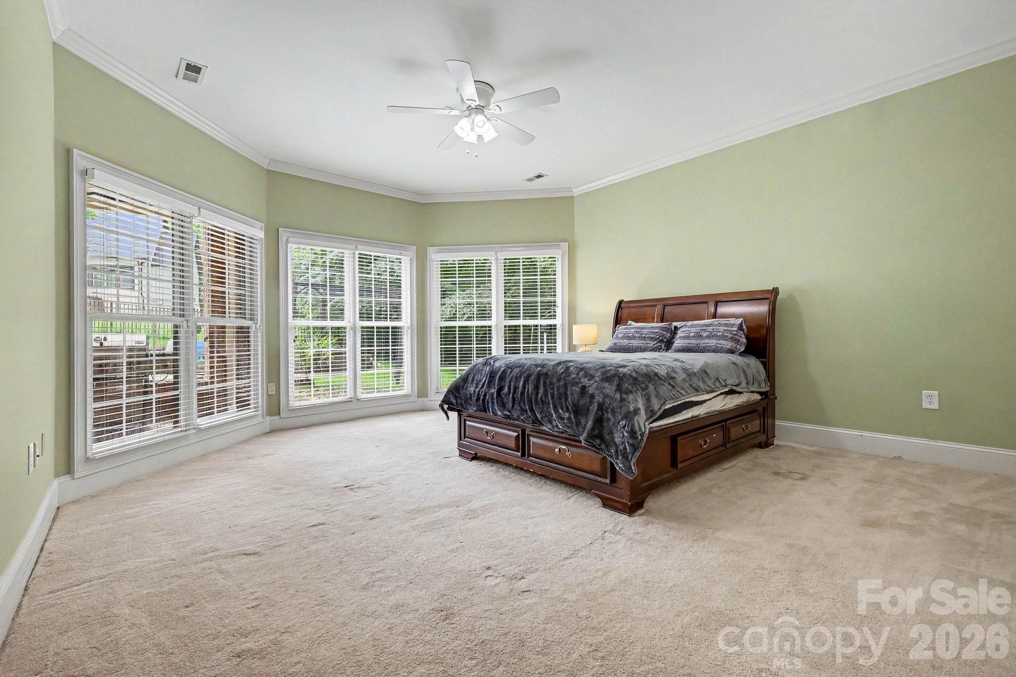 1009 Medinah Court