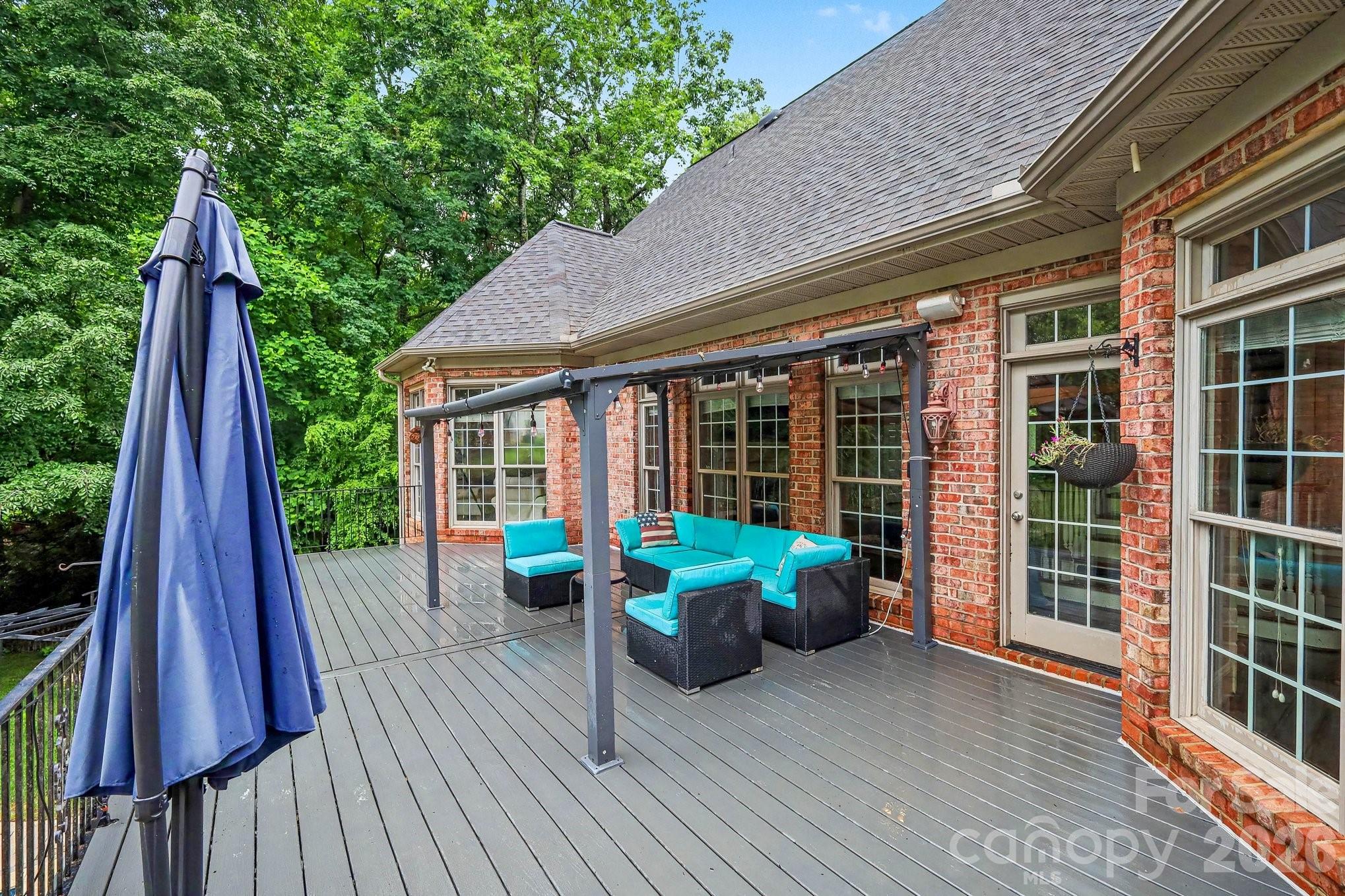 1009 Medinah Court