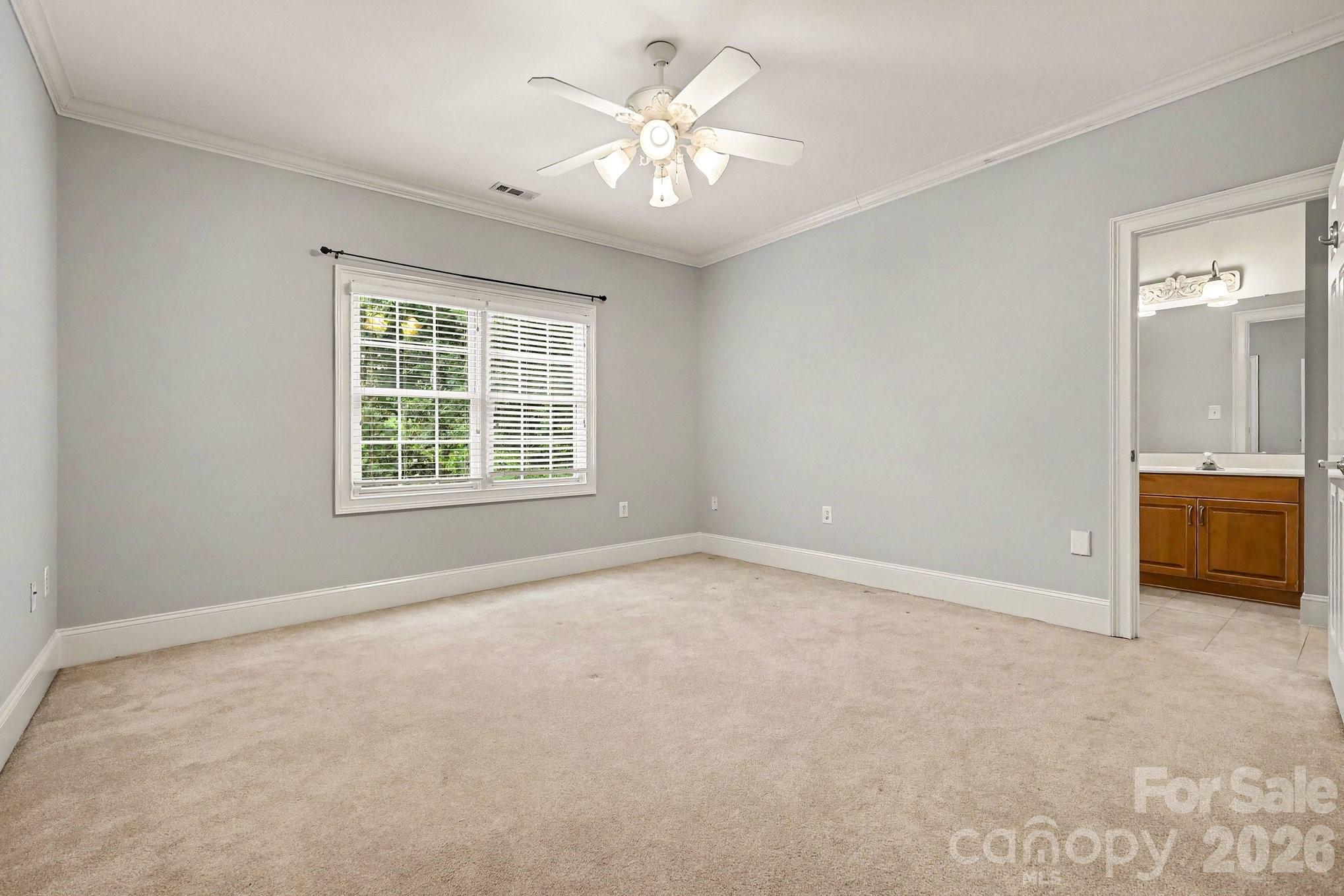 1009 Medinah Court