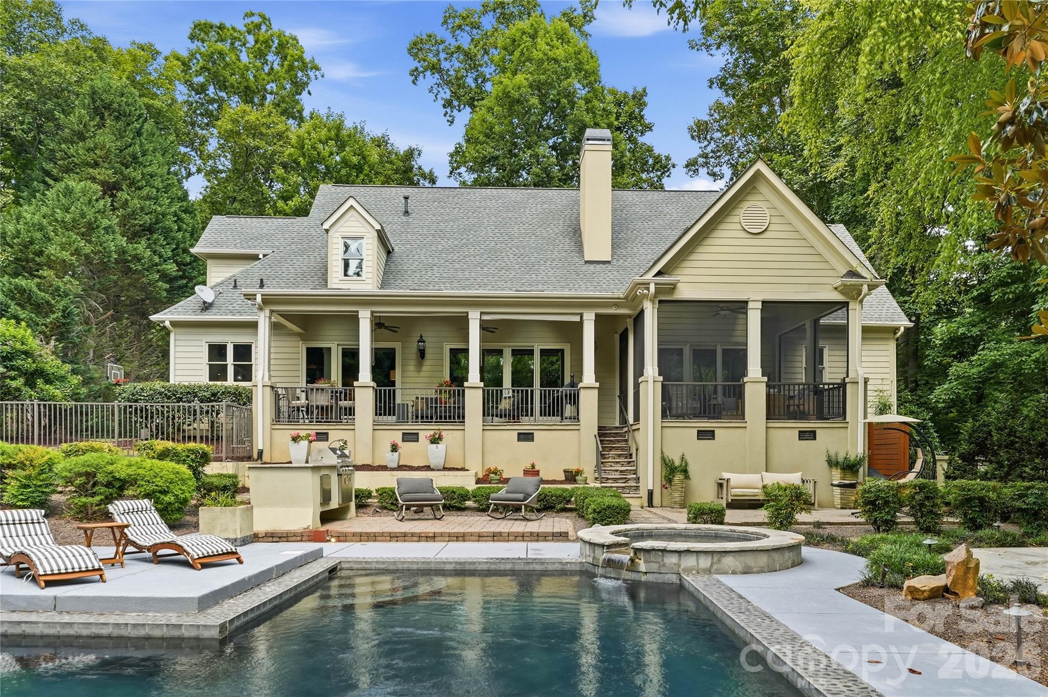 168 Dedham Loop