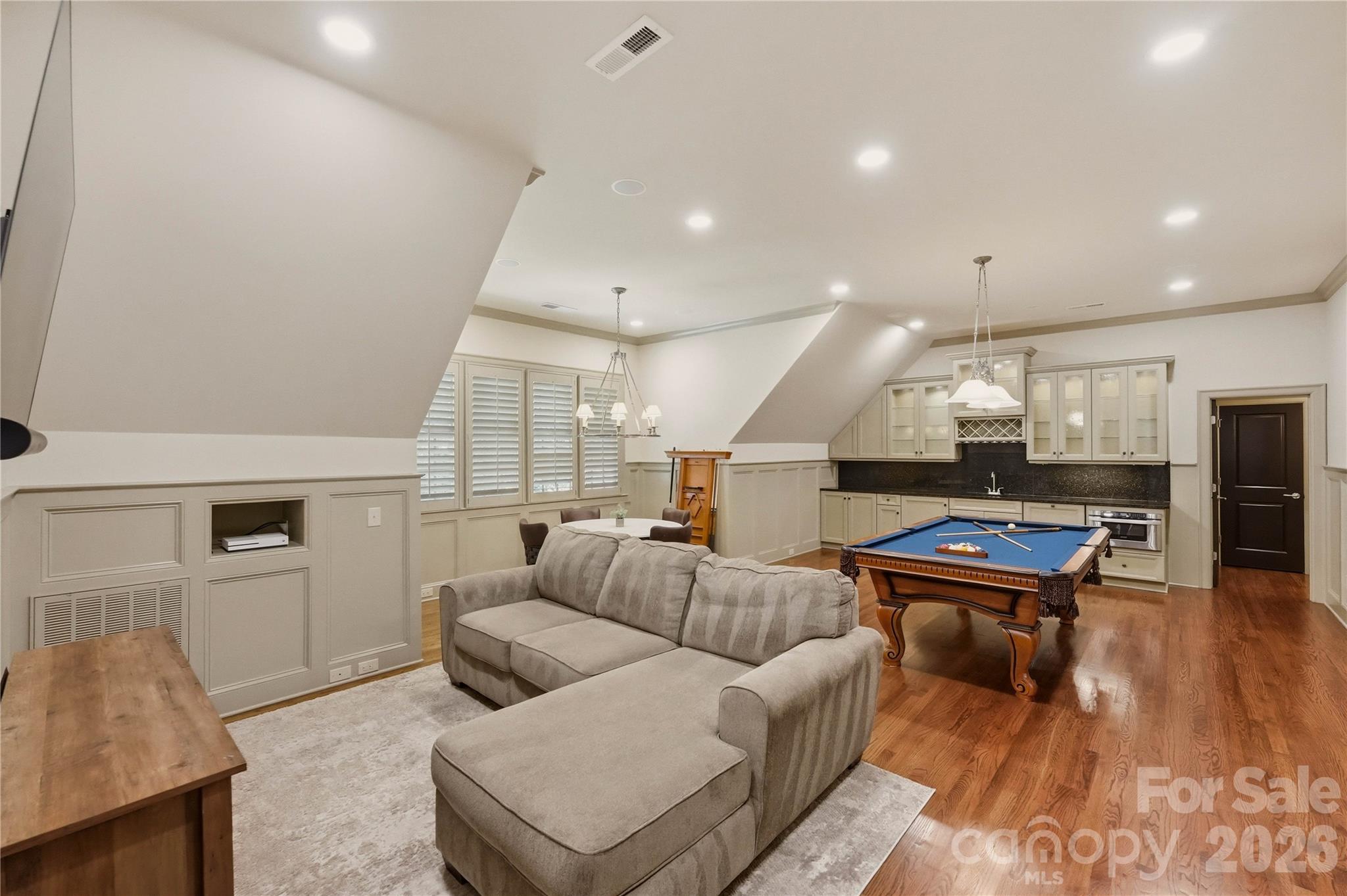168 Dedham Loop