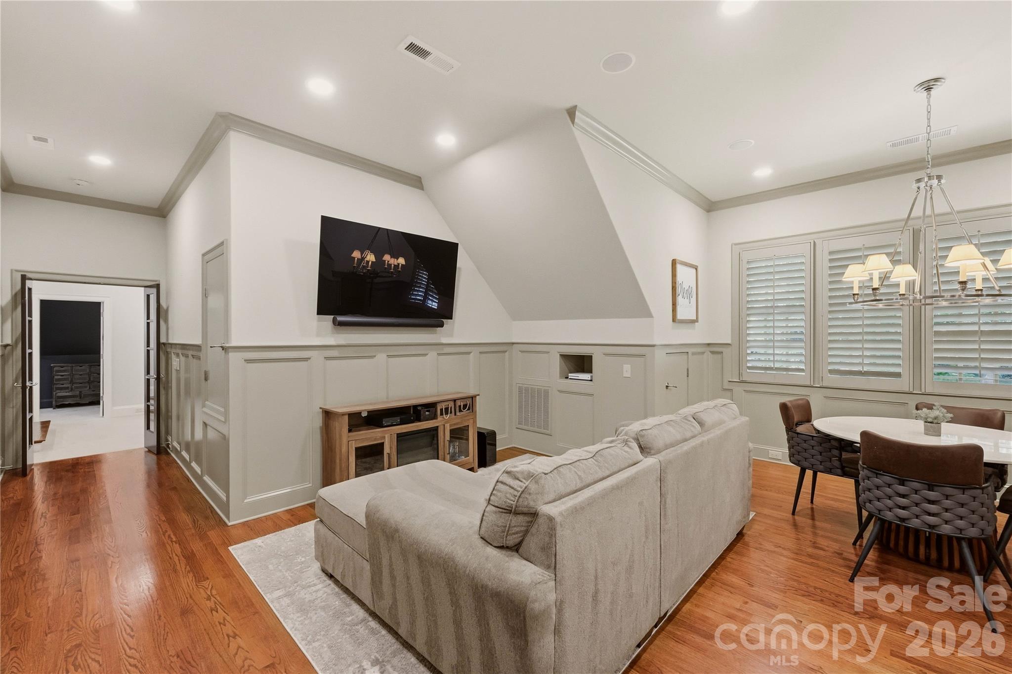 168 Dedham Loop