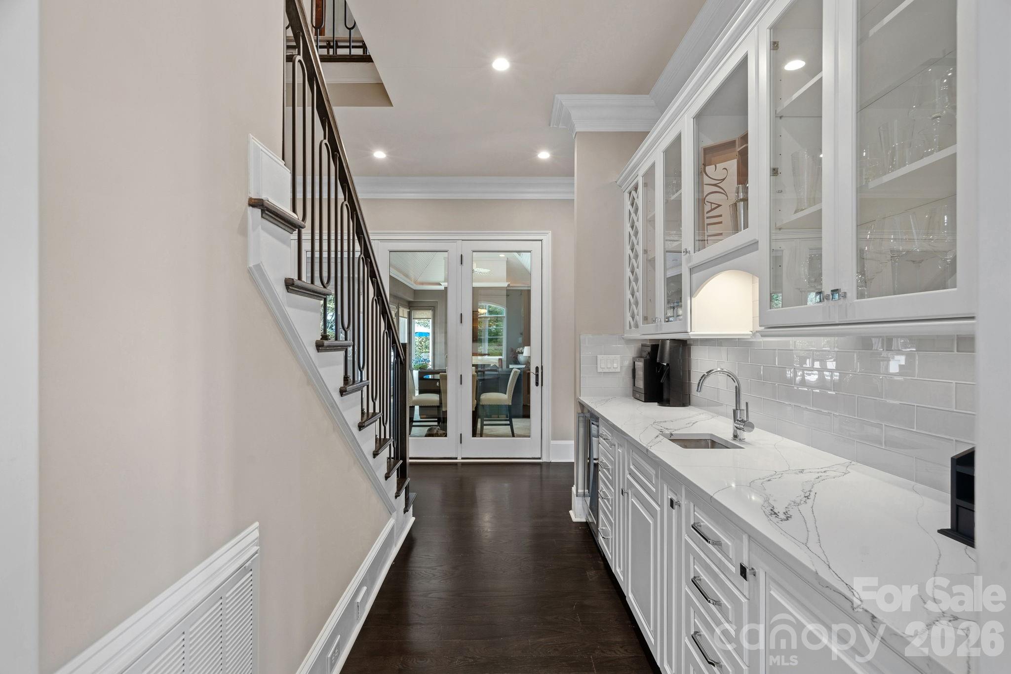114 Thurstons Way