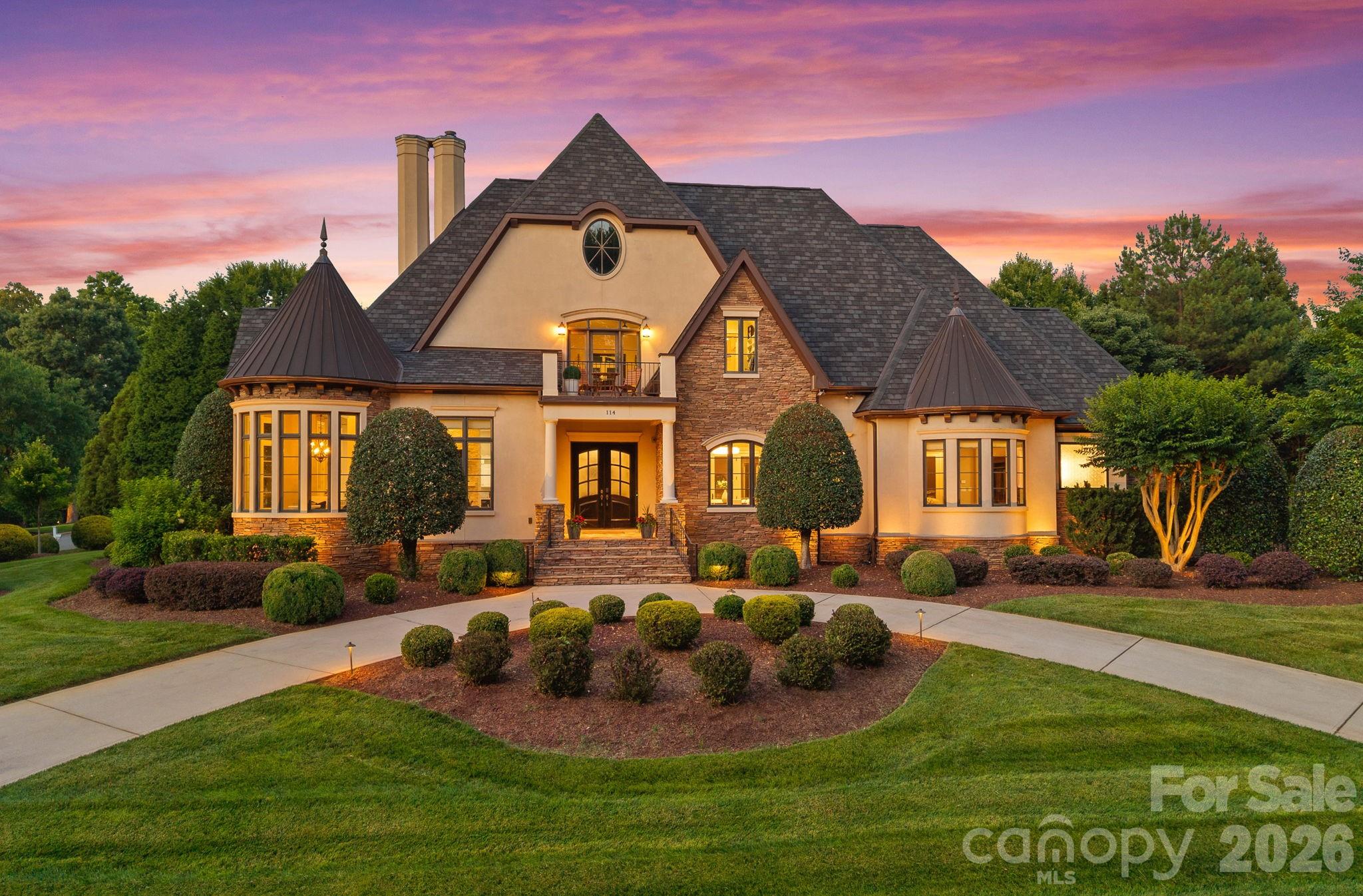114 Thurstons Way