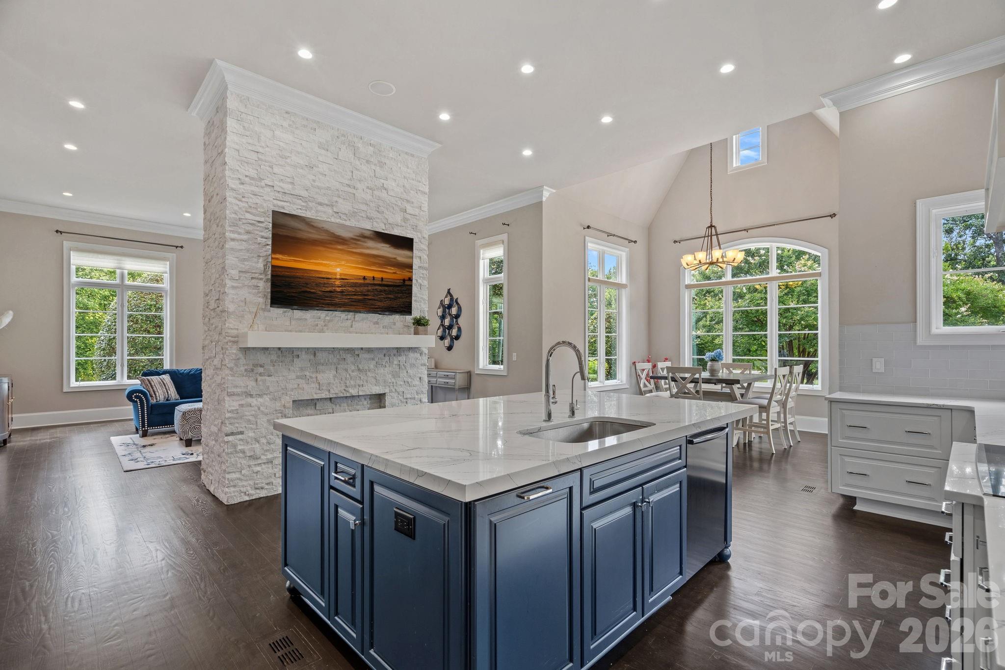 114 Thurstons Way